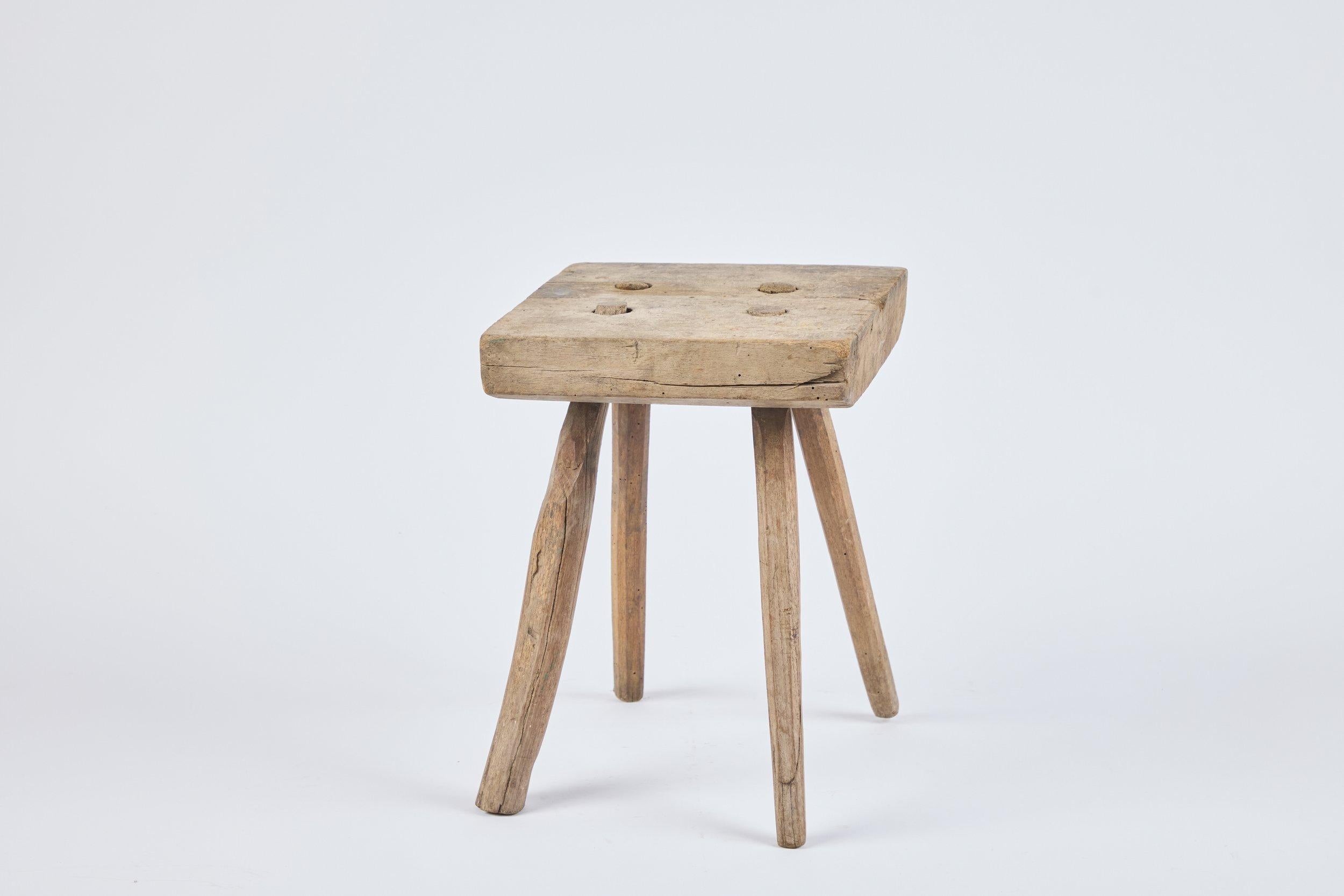 Petite Beistelltisch aus Holz (Spätes 19. Jahrhundert) im Angebot