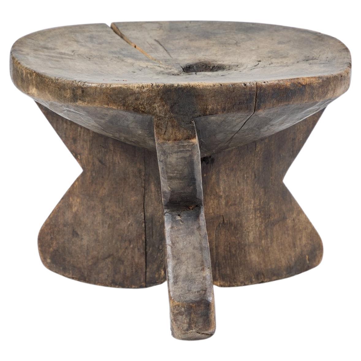 Kleiner Holzhocker