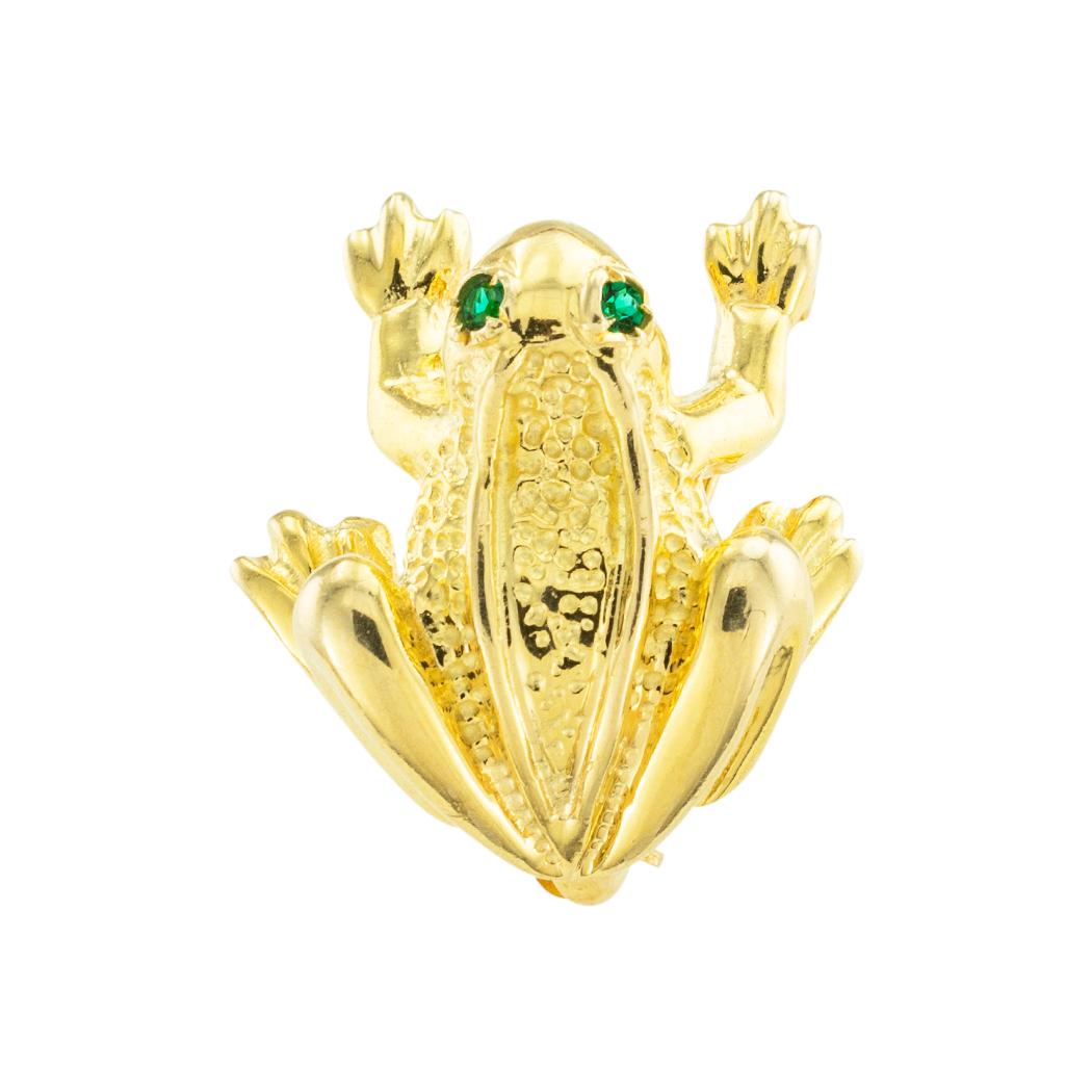 Petite yellow gold frog brooch. *

ABOUT THIS ITEM:  #P-DJ730D. Scroll down for detailed specifications.  This adorable little frog brooch will make a lovely pet to pin to your favorite attire.  Its friendly face and detailed body are captivating. 
