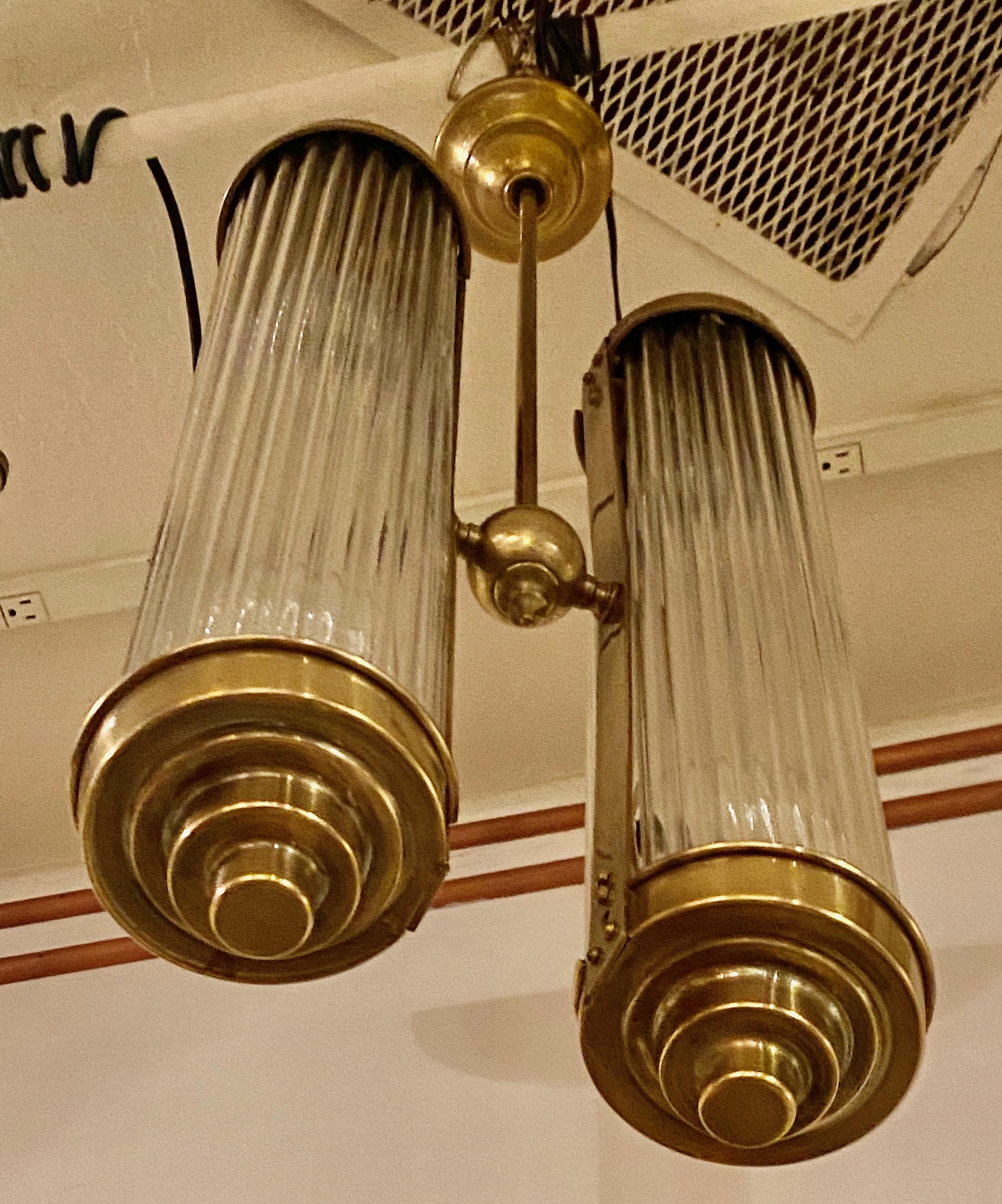 Art Déco Tubi di vetro per lampadario Art Deco in stile Petito