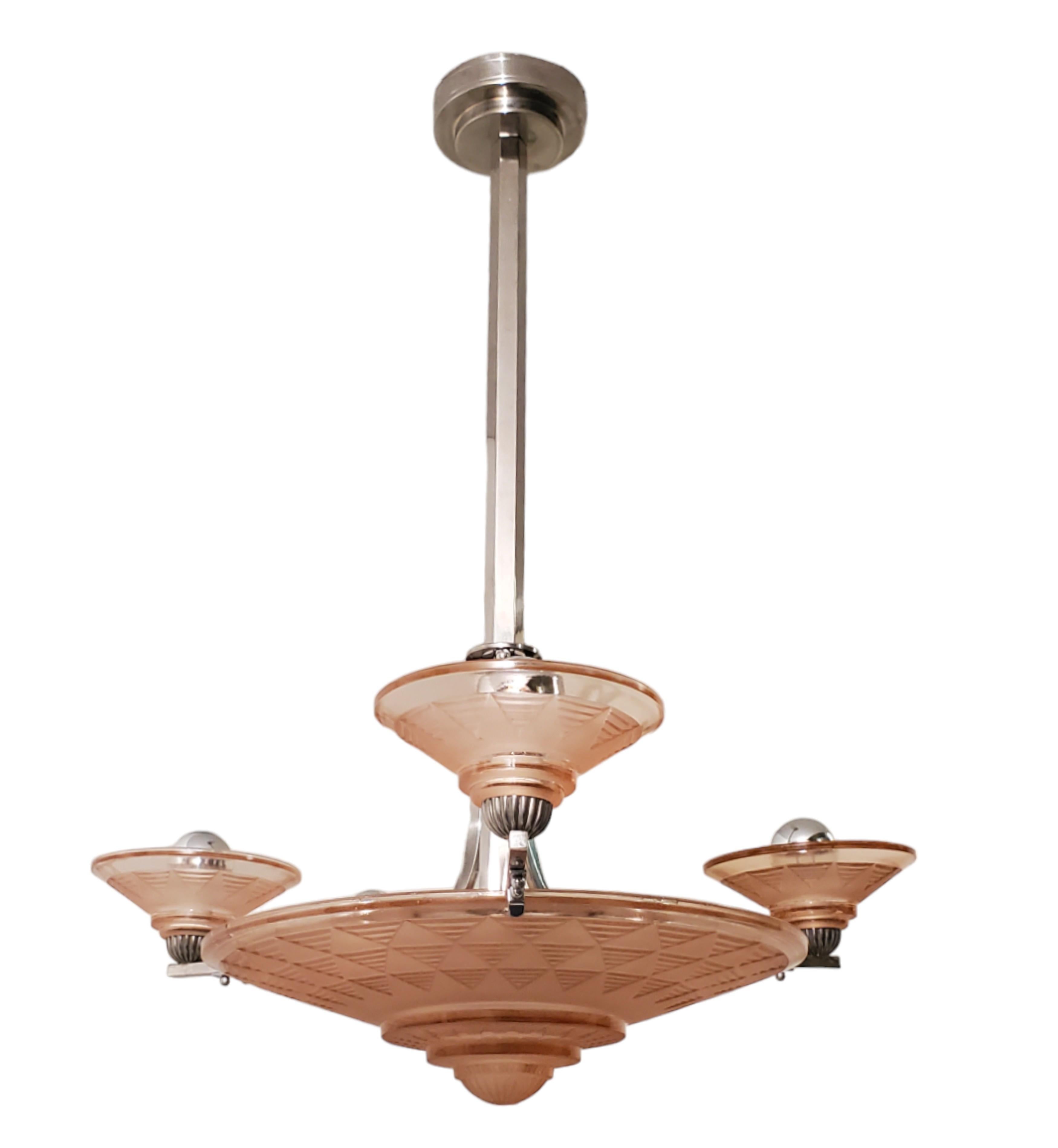 Petitot Art Deco peach /salmon /pink frosted glass + nickeled bronze chandelier For Sale 10