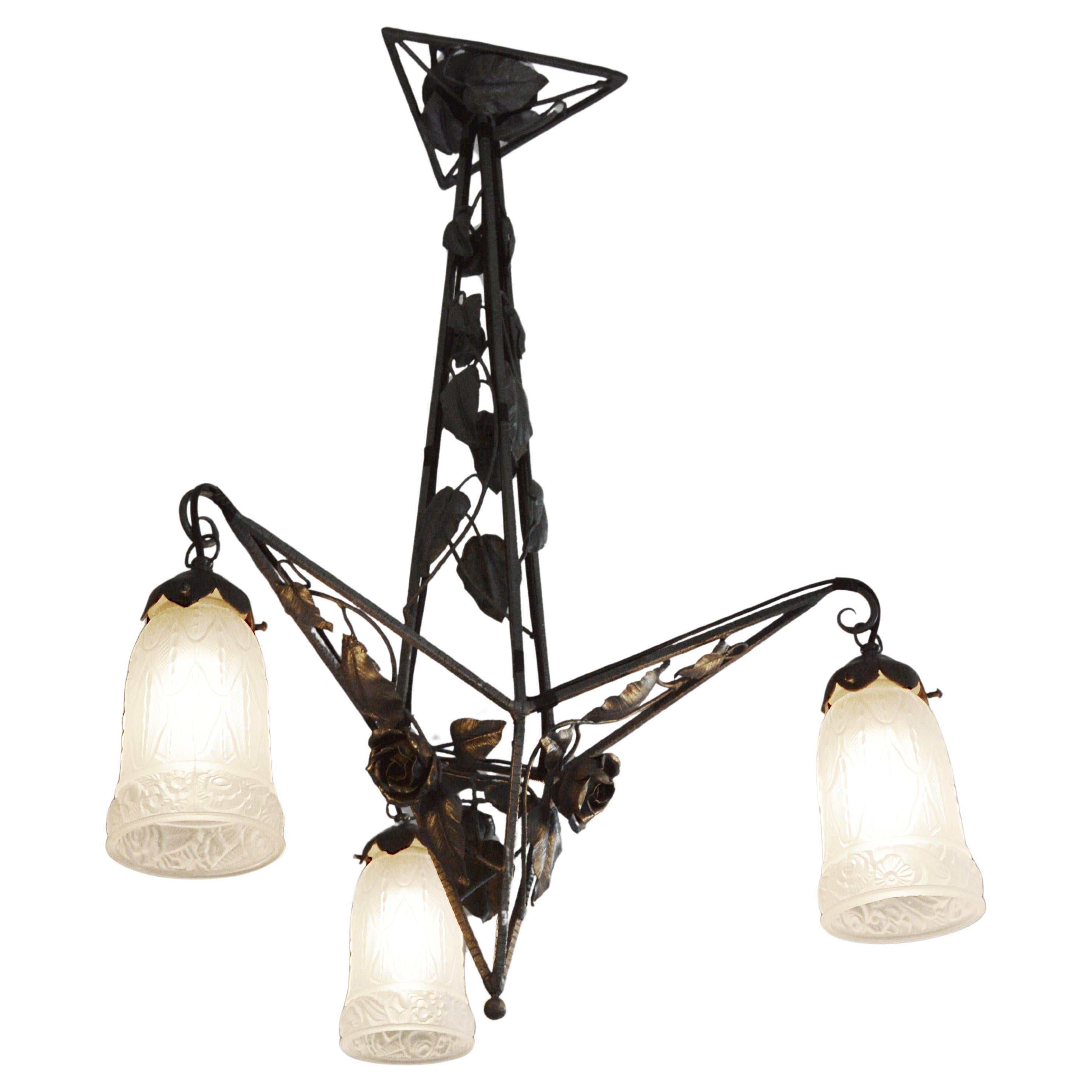 Petitot French Art Deco Wrought-Iron Chandelier, 1925 For Sale