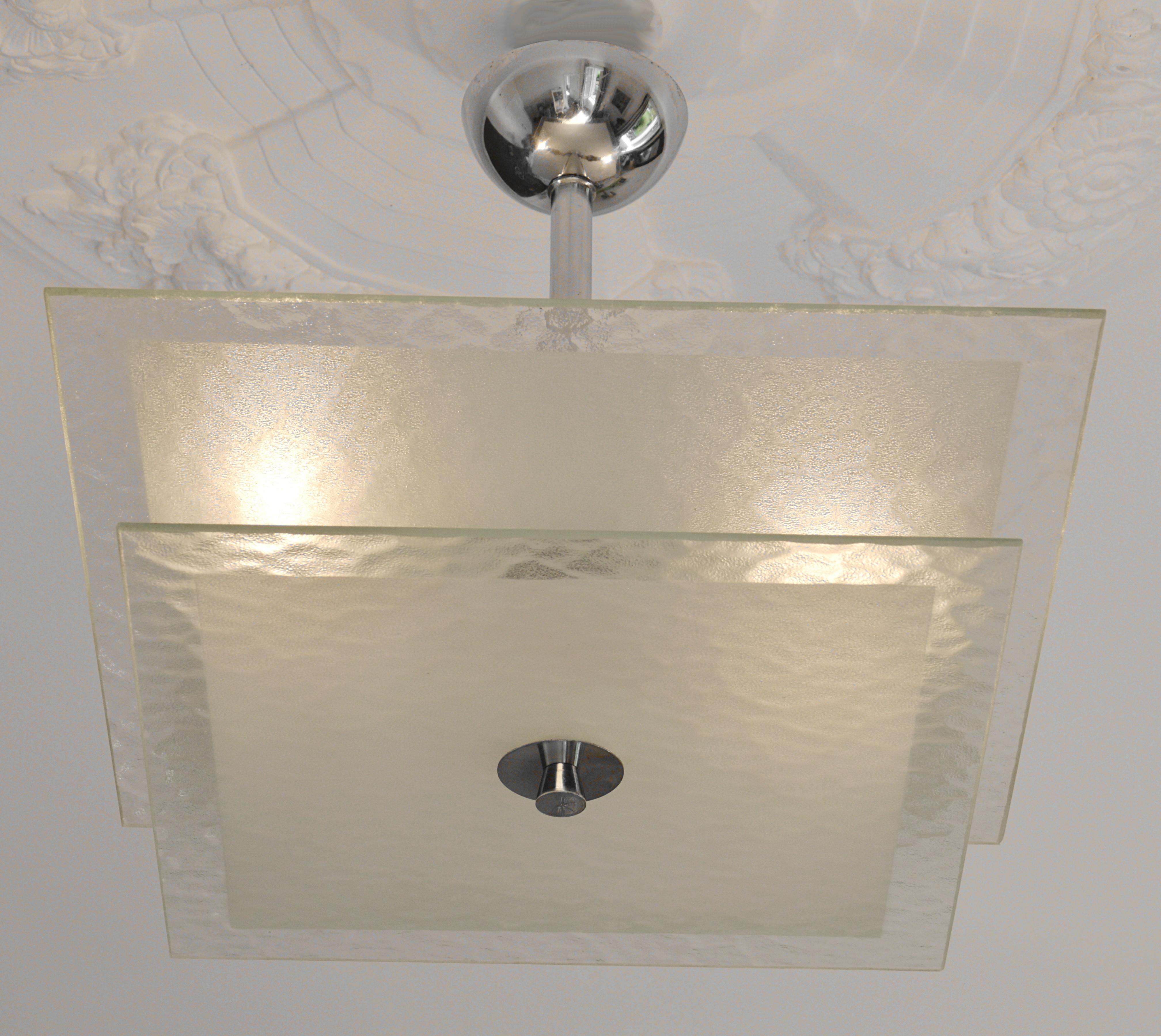 Lampadario francese Modernista Art Deco PETITOT, 1920 in vendita 1