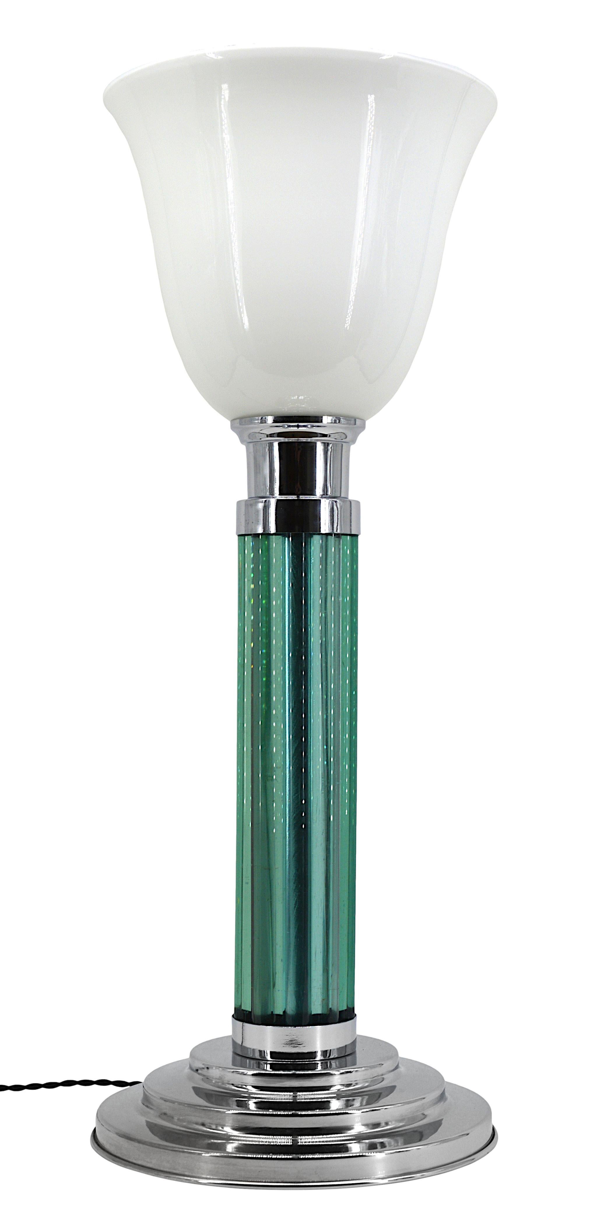 PETITOT, grande lampe de bureau à tige Art Déco moderniste française, 1930, probablement une paire Bon état - En vente à Saint-Amans-des-Cots, FR
