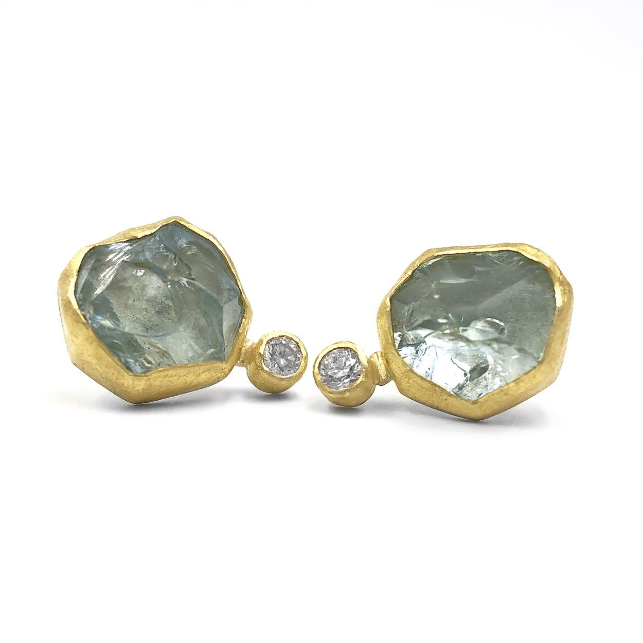 One of a Kind Double Stud Earrings handcrafted by jewelry artist Petra Class in signature-finished 22k yellow gold featuring a pair of aquamarine crystals accented with round brilliant-cut faceted white diamonds and 18k gold posts and backs. Stamped