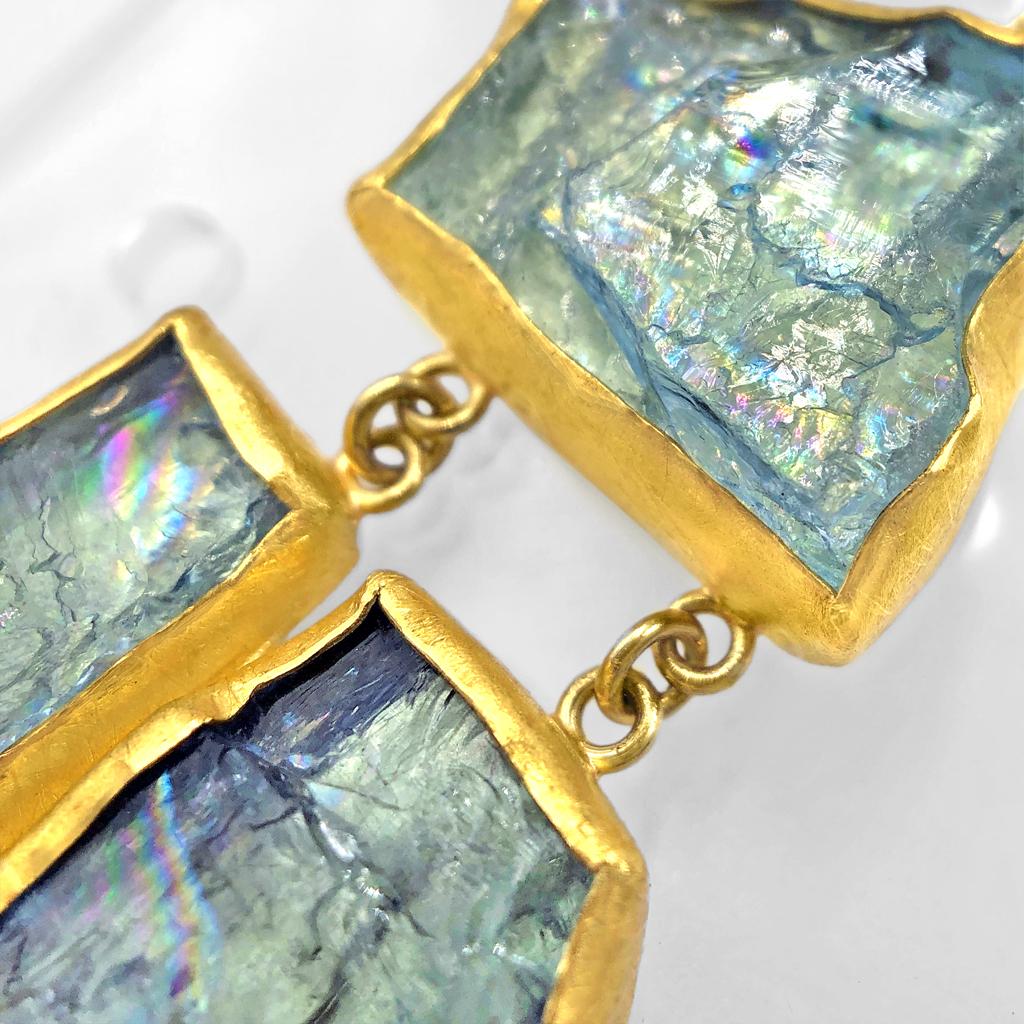 Petra Class Iridescent Aquamarine One of a Kind Double Row Gold Bracelet In New Condition In Dallas, TX
