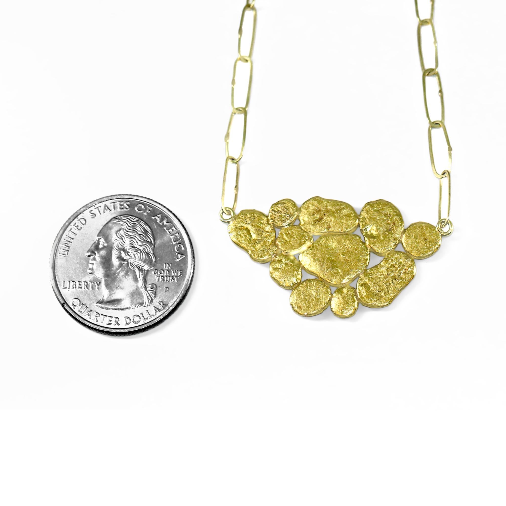 Petra Class Einzigartige Lava-Halskette mit blauem Saphir aus hochkarätigem Gold (Brillantschliff)