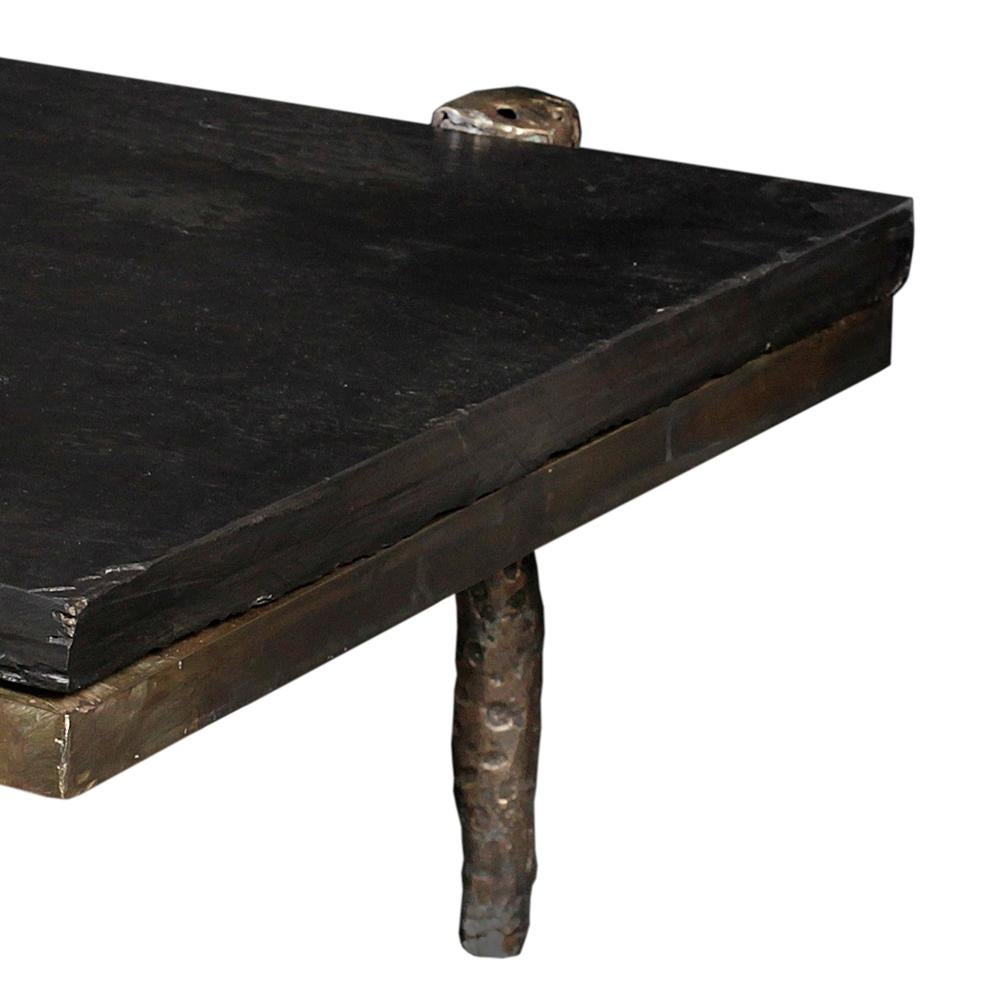 Bronze Table basse Petra en bronze massif en vente