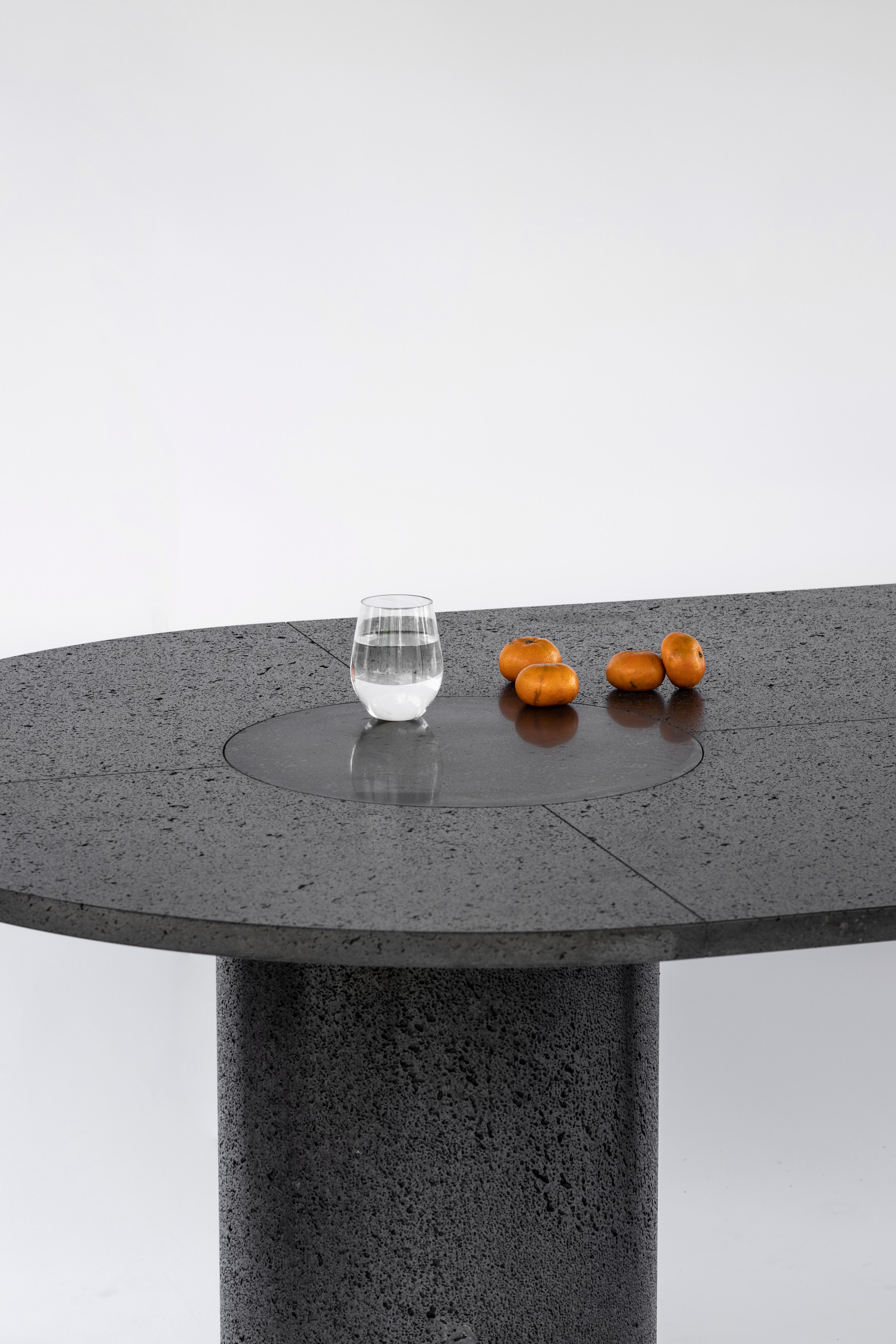XXIe siècle et contemporain Table Petra de Peca en vente