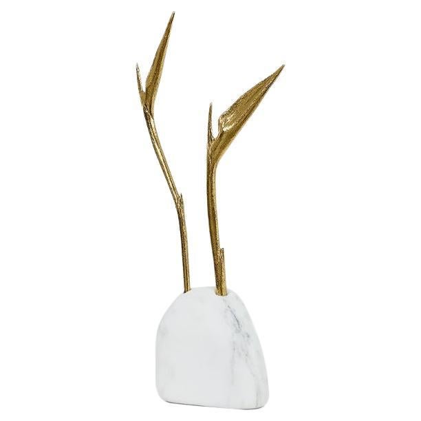 Pétrea II - Organic sculpture in marble and brass, beautiful centerpiece