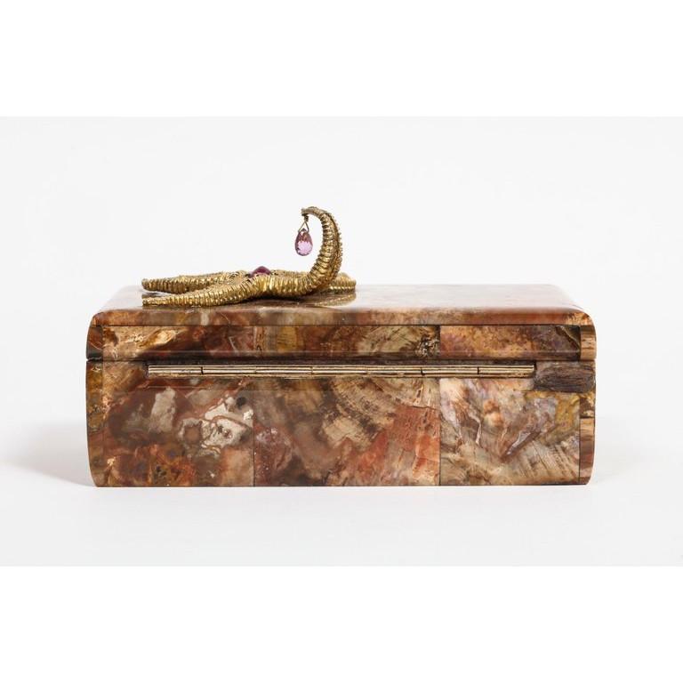 Petrified Wood Box with Silver-Gilt Starfish and Pink Sapphire by Nardi 3