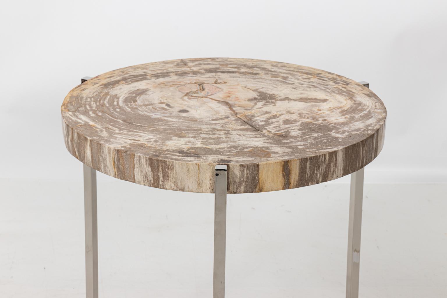 Petrified Wood Side Table by Palececk Maxwell In Good Condition For Sale In Stamford, CT