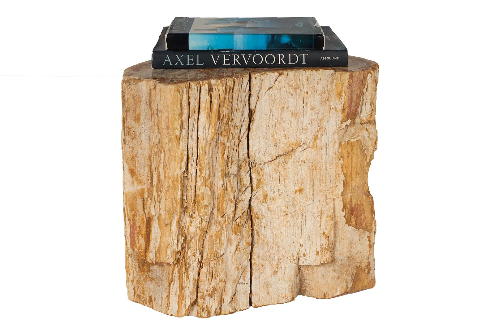 This piece is a part of Brendan Bass’s one-of-a-kind collection, Le Monde. French for “The World”, the Le Monde collection is made up of rare and hard to find pieces curated by Brendan from estate sales, brocantes, and anywhere beautiful pieces can