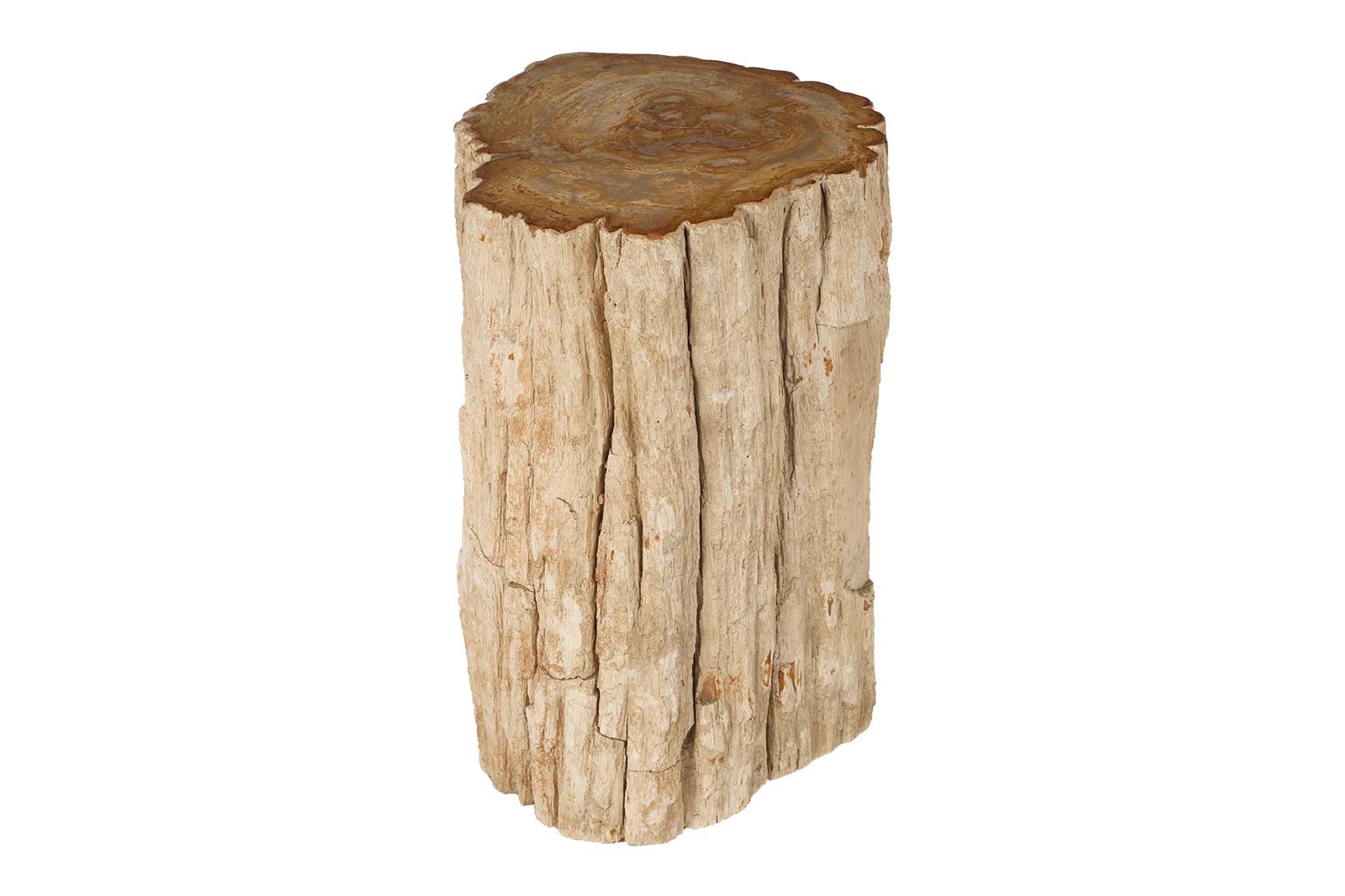This piece is a part of Brendan Bass’s one-of-a-kind collection, Le Monde. French for “The World”, the Le Monde collection is made up of rare and hard to find pieces curated by Brendan from estate sales, brocantes, and anywhere beautiful pieces can