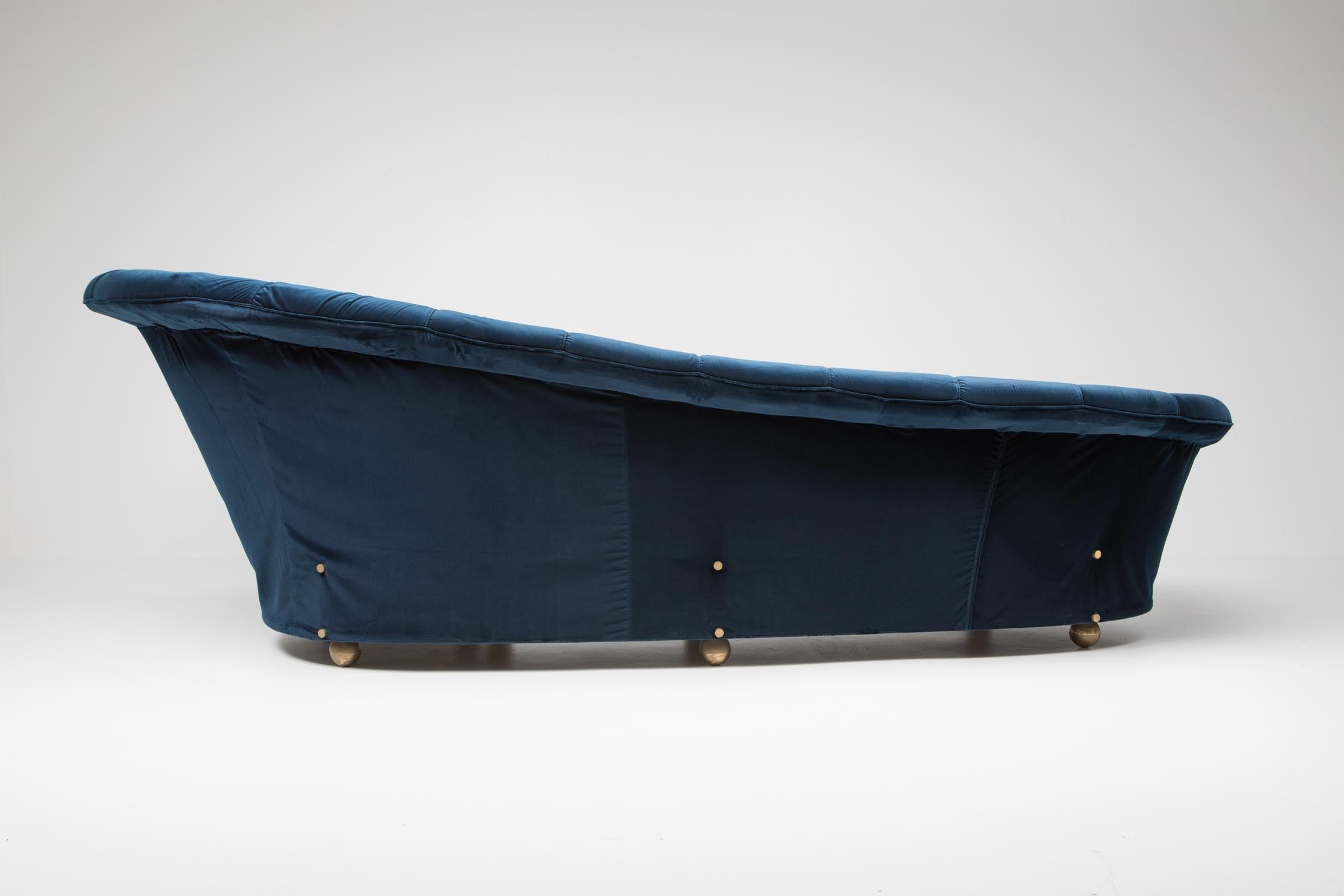 Petrol Blue Velvet Sofa attributed to Marzio Cecchi, circa 1970's, Italy In Excellent Condition In Antwerp, BE
