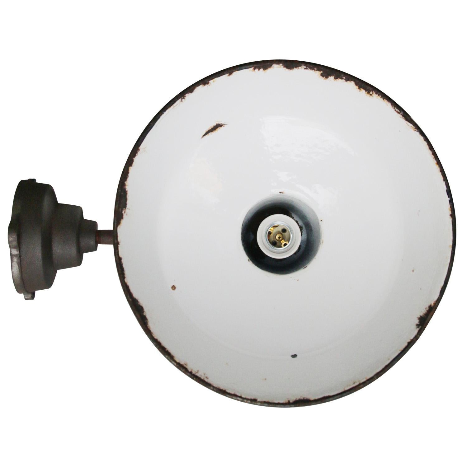 Petrol Enamel Vintage Industrial Cast Iron Scone Wall Light In Good Condition For Sale In Amsterdam, NL