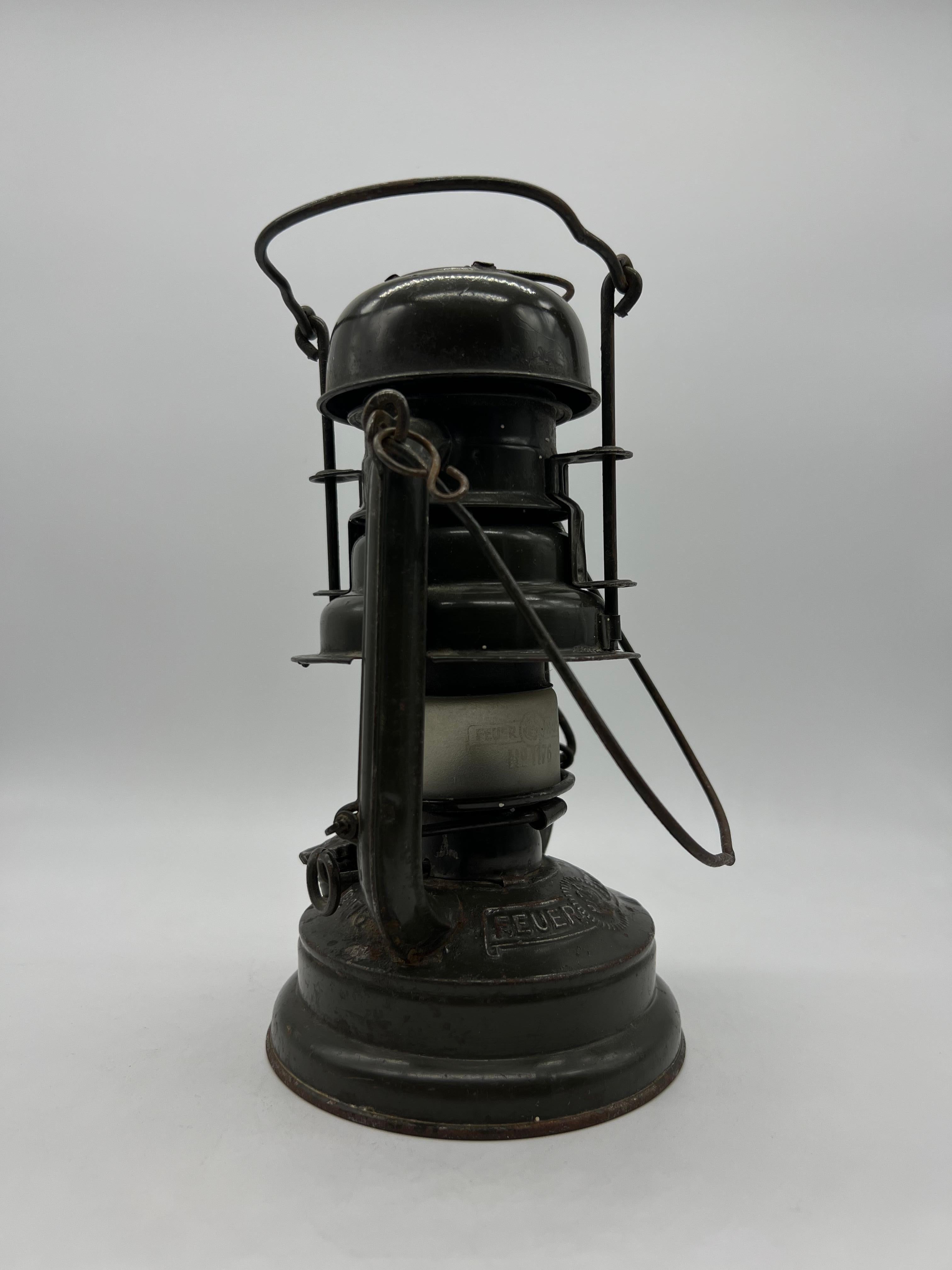 Petroleum Lamp Feuerhand 176 Lantern Jenaer Glass 2