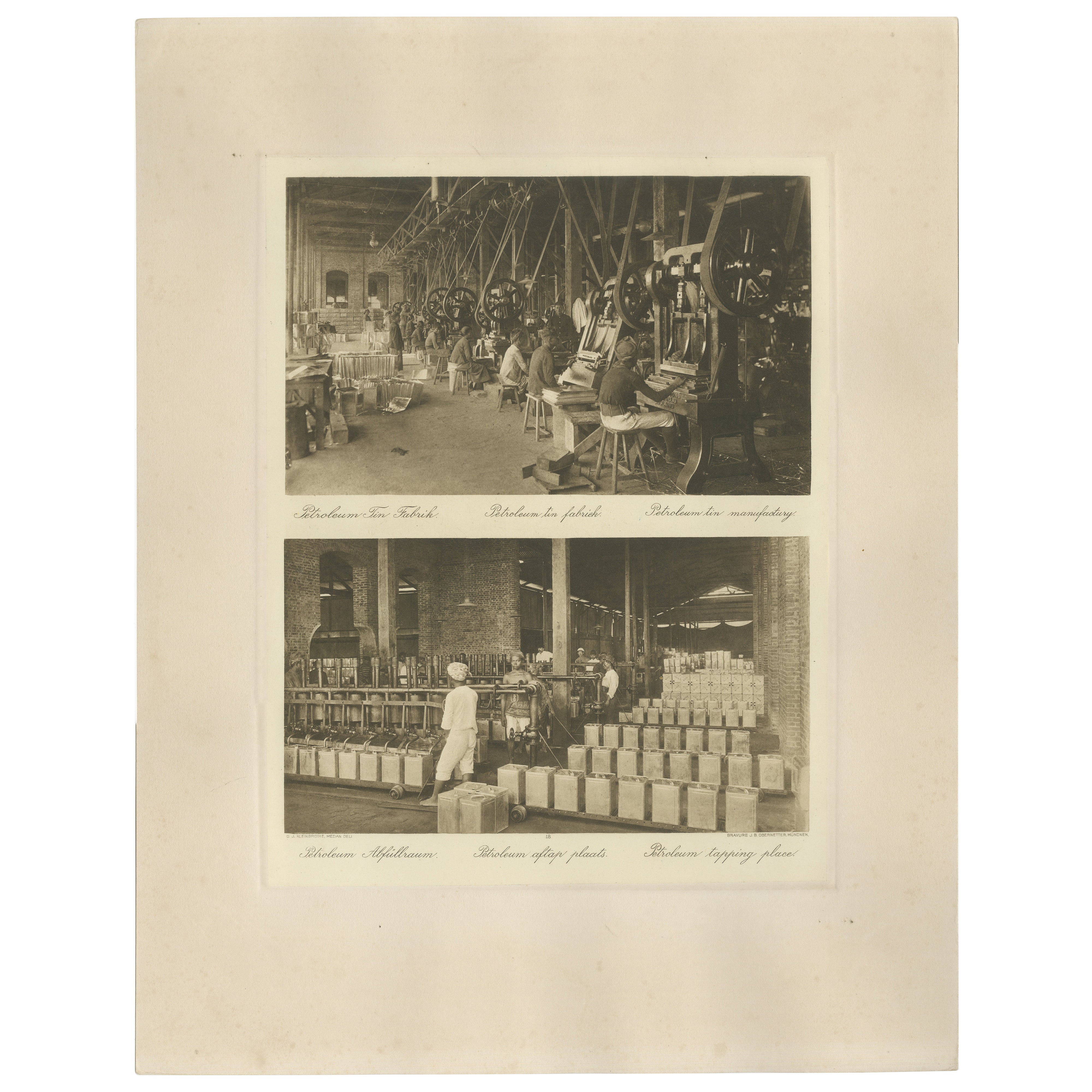Usine d
étain et opérations de remplissage - Photogravure, Sumatra vers 1900
