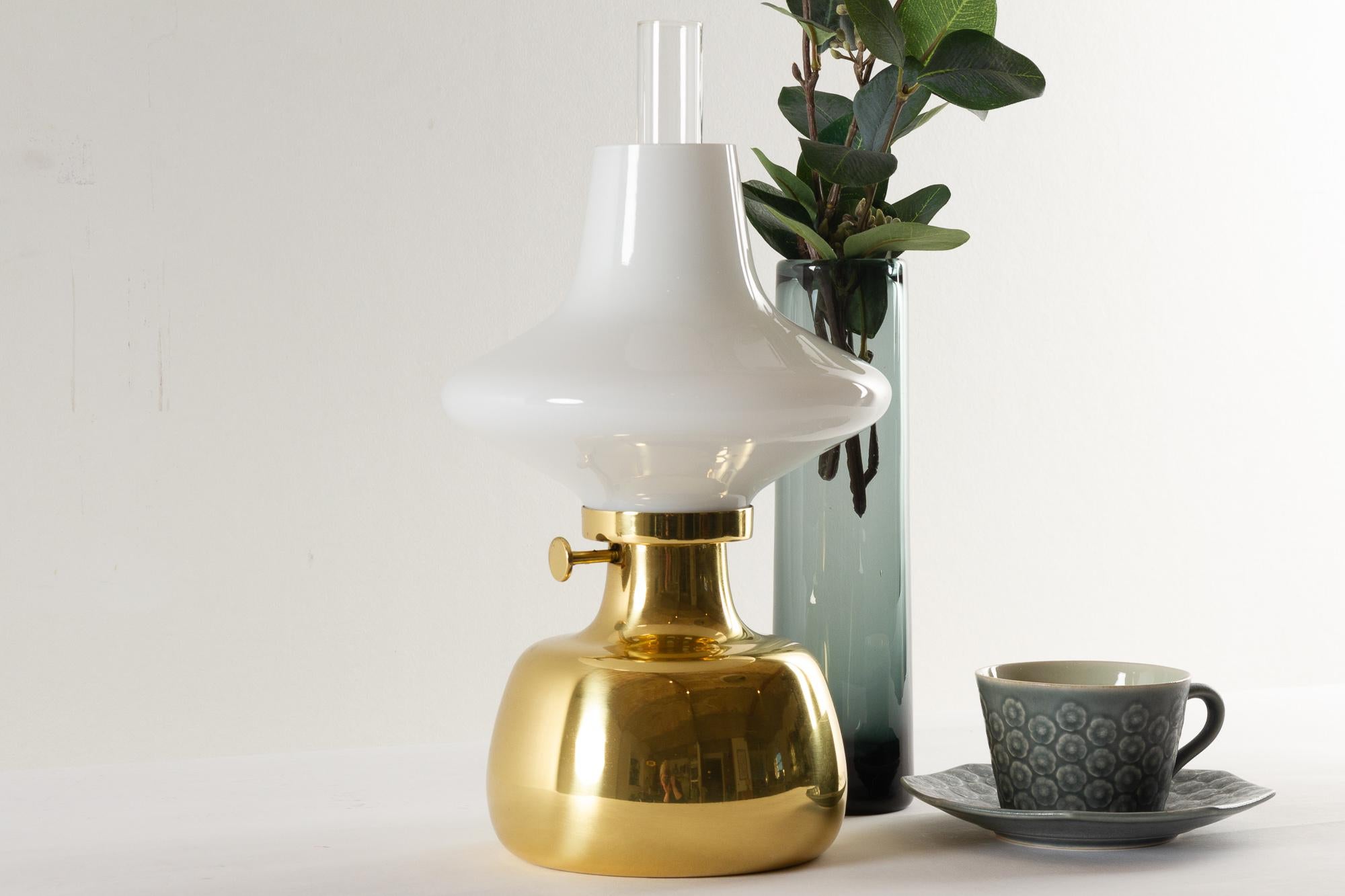 Petronella-Lampe von Henning Koppel für Louis Poulsen, 1960er Jahre im Angebot 7