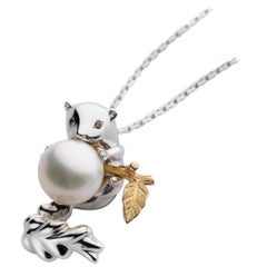 Petronilla 18 Karat Gold Animal Stoat Diamond Australian Pearl Pendant Necklace