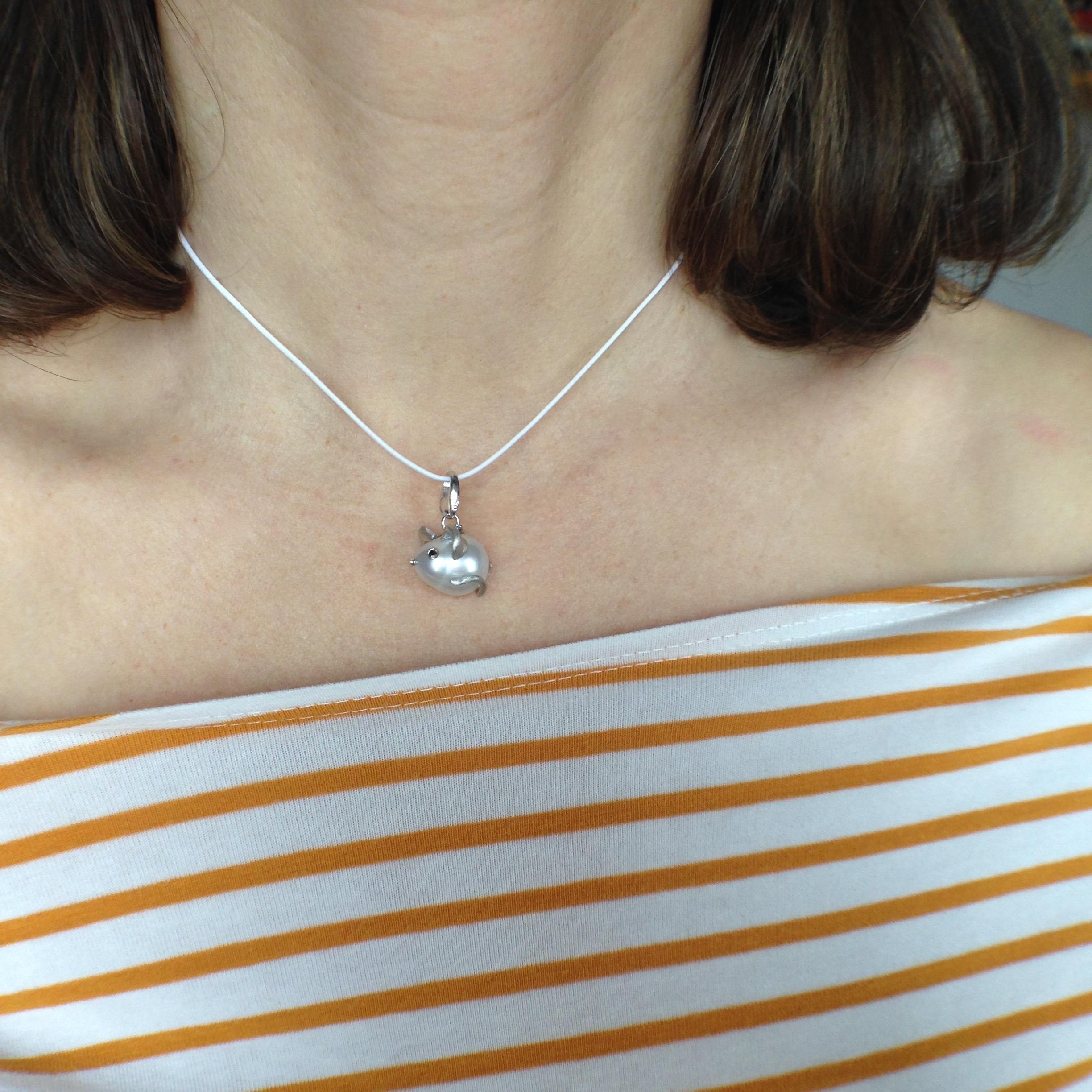 Schwarzer Diamant Weißer 18 Kt Gold Perlenanhänger/Halskette und Charm Mouse Made in IT im Angebot 7