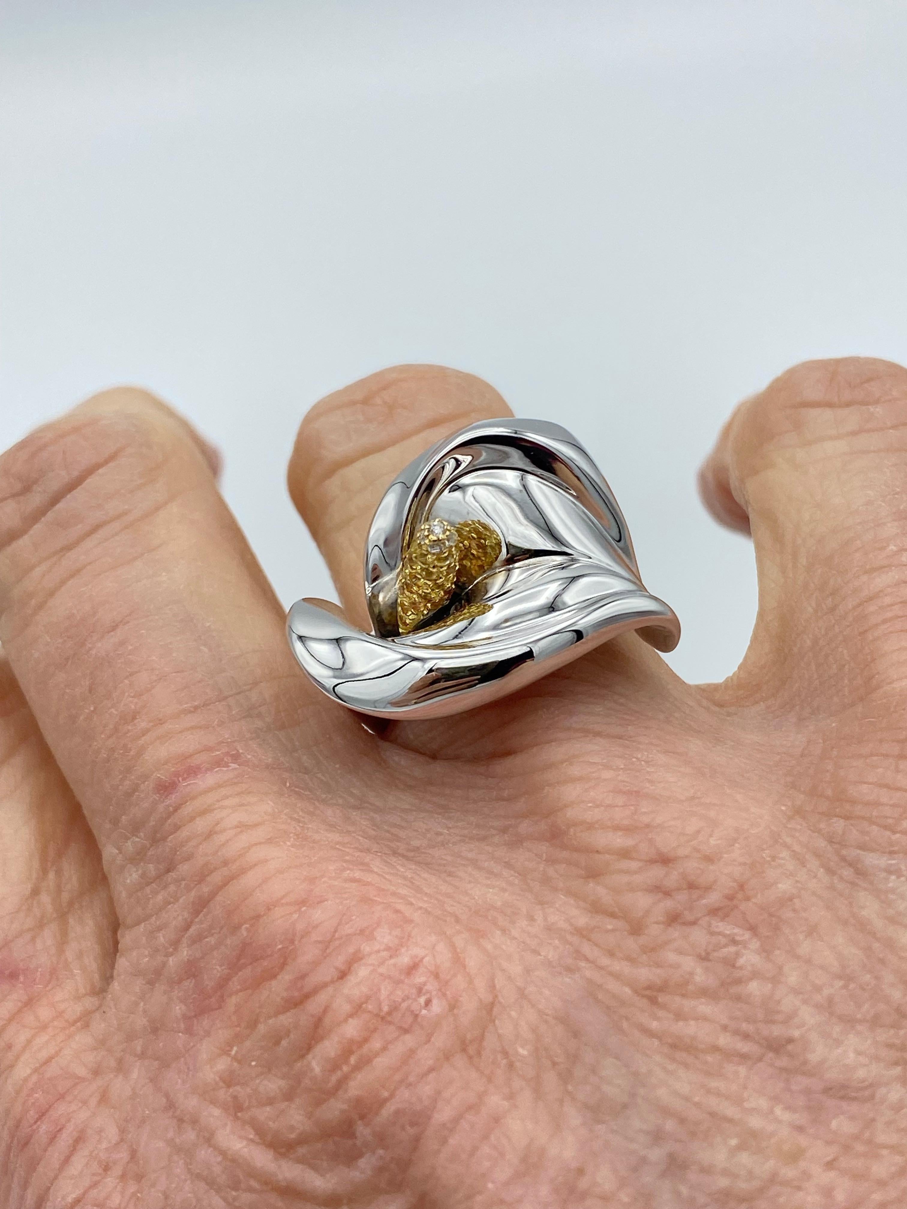 Women's Petronilla Calla White Diamond Yellow Sapphire 18Kt Gold Ring Italian Style For Sale