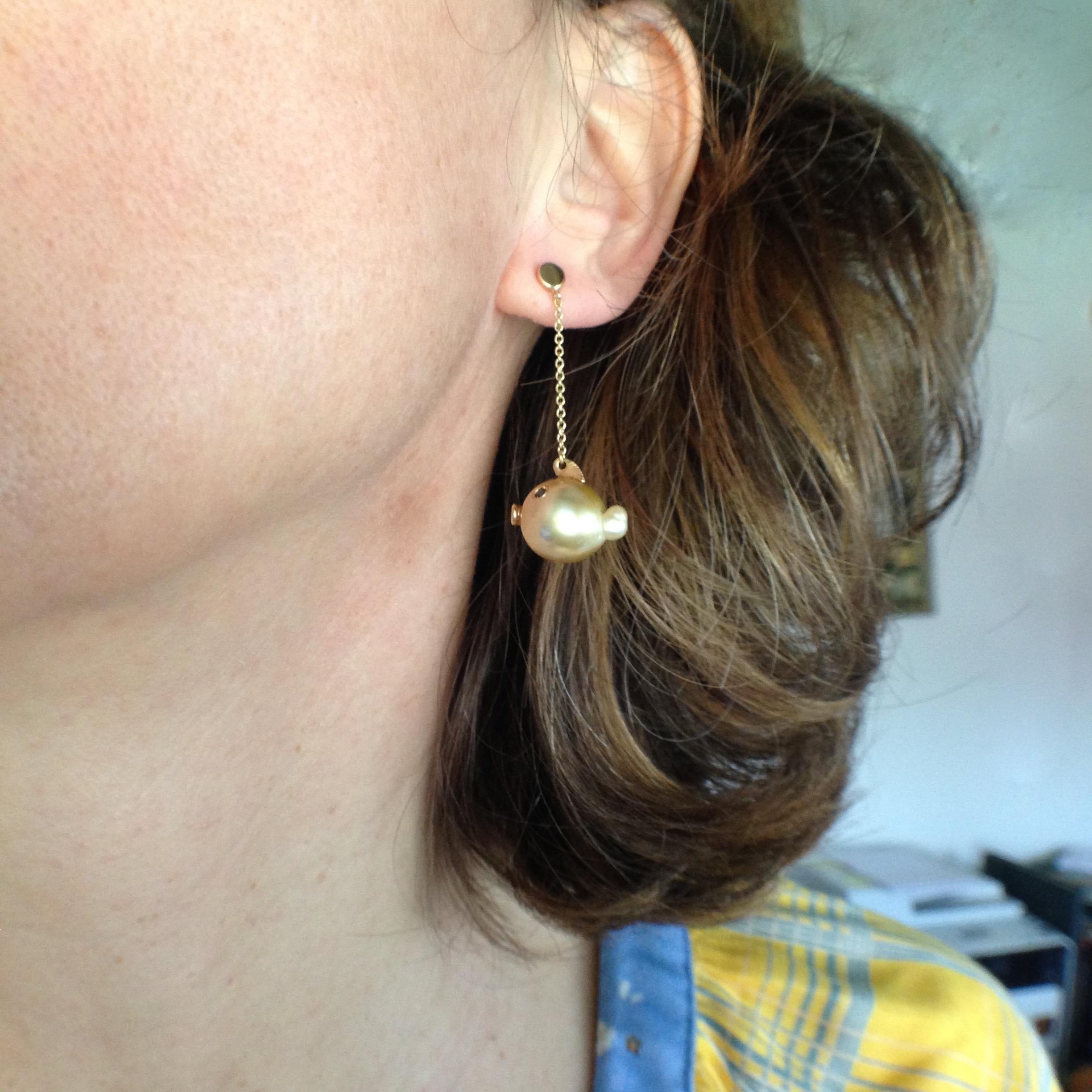 Petronilla Fish Black Diamond Australian Pearl 18 Kt Gold Drop Dangle Earrings 6
