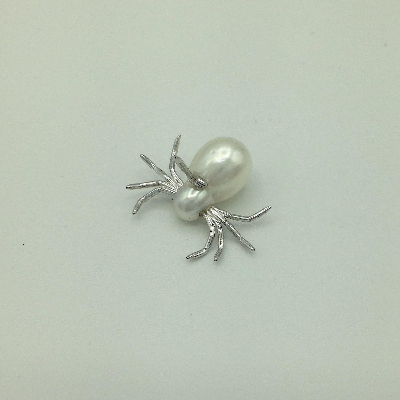 White 18 Karat White Gold Pearl Pin Spider Made in Italy für Damen oder Herren