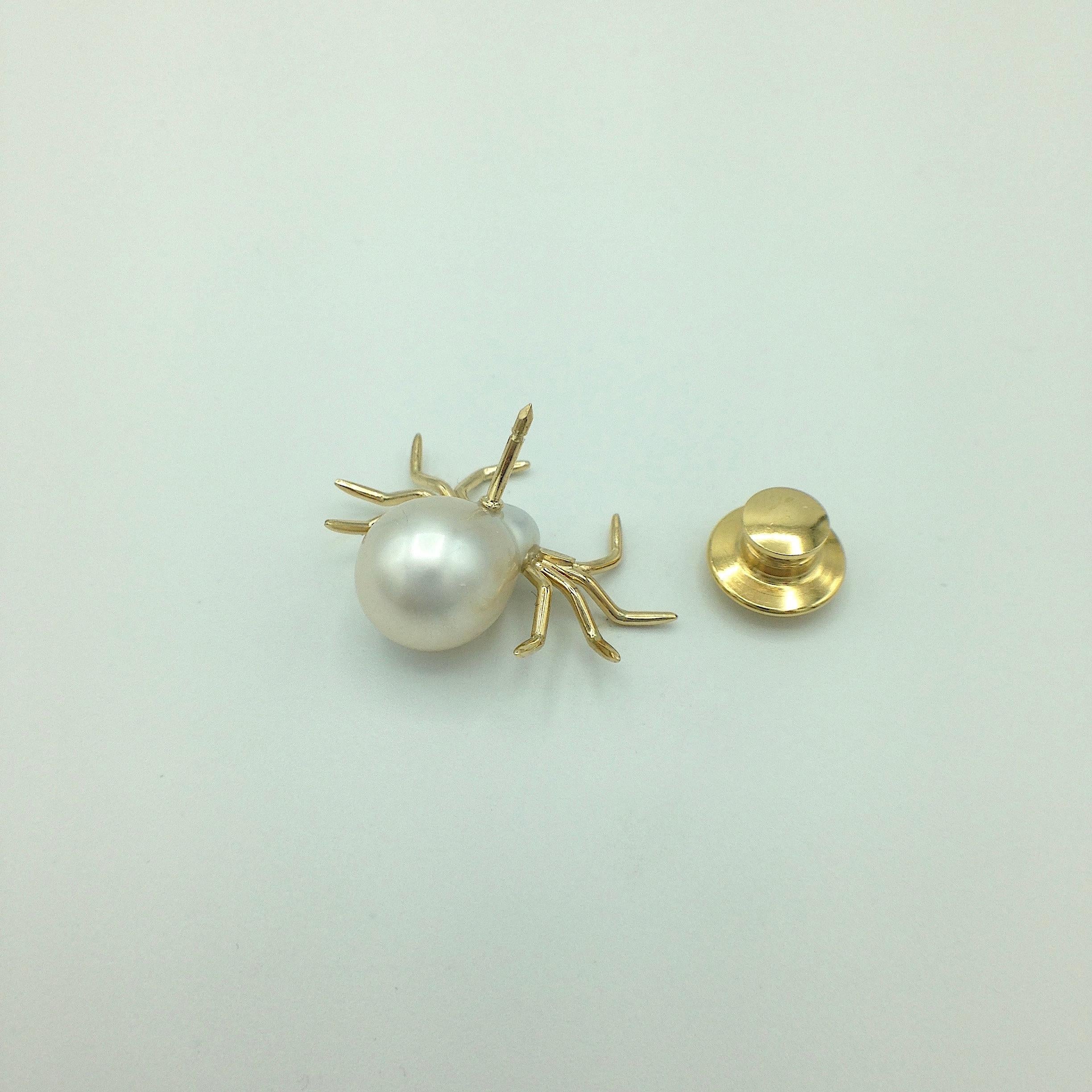 White 18 Karat Yellow Gold Pearl Pin Spider Made in Italy 1
