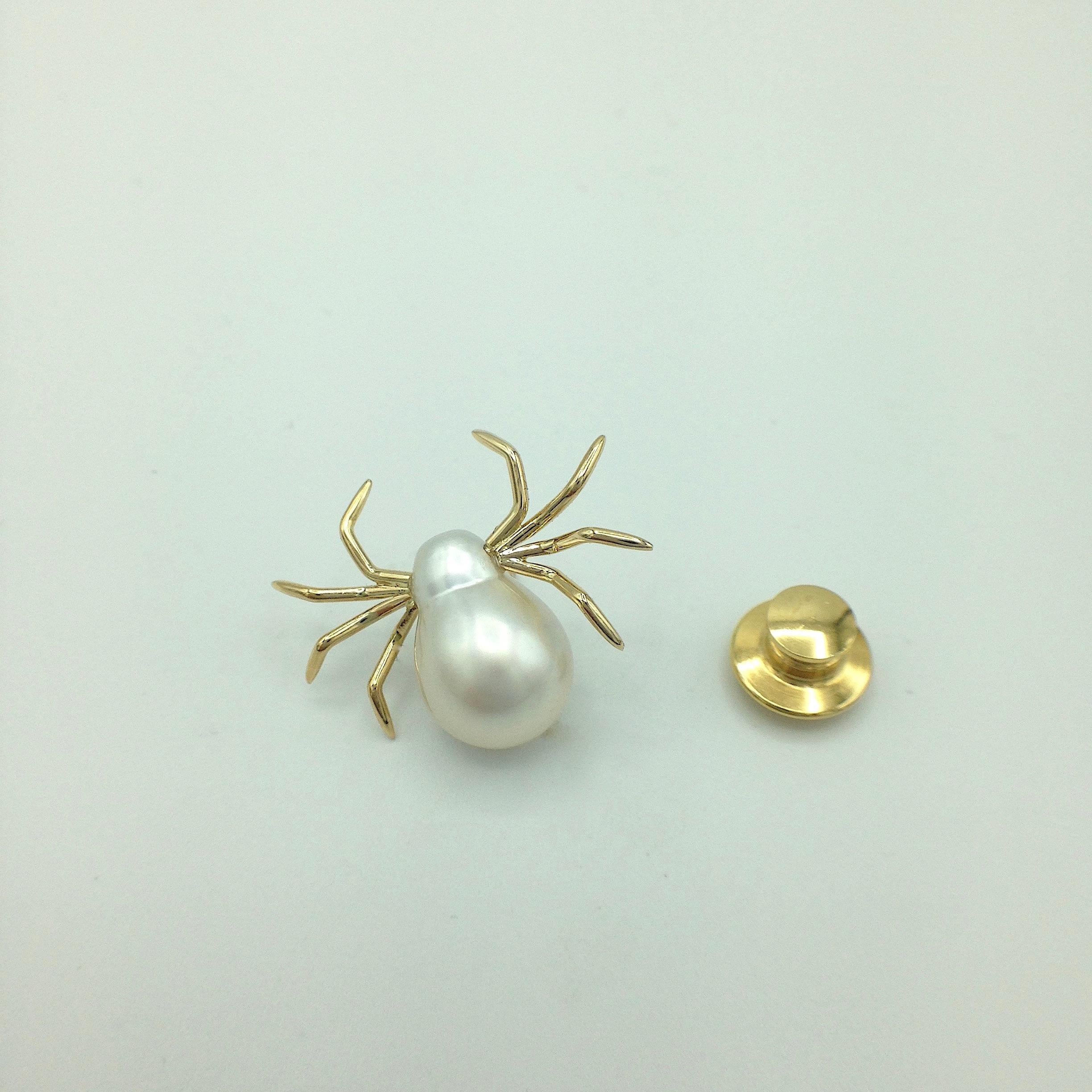 White 18 Karat Yellow Gold Pearl Pin Spider Made in Italy 2