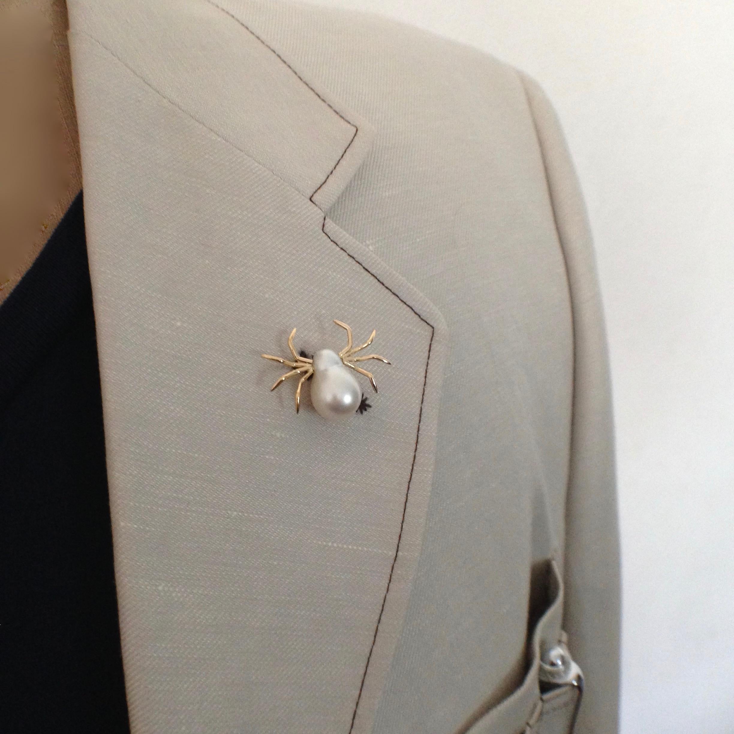 White 18 Karat Yellow Gold Pearl Pin Spider Made in Italy 4