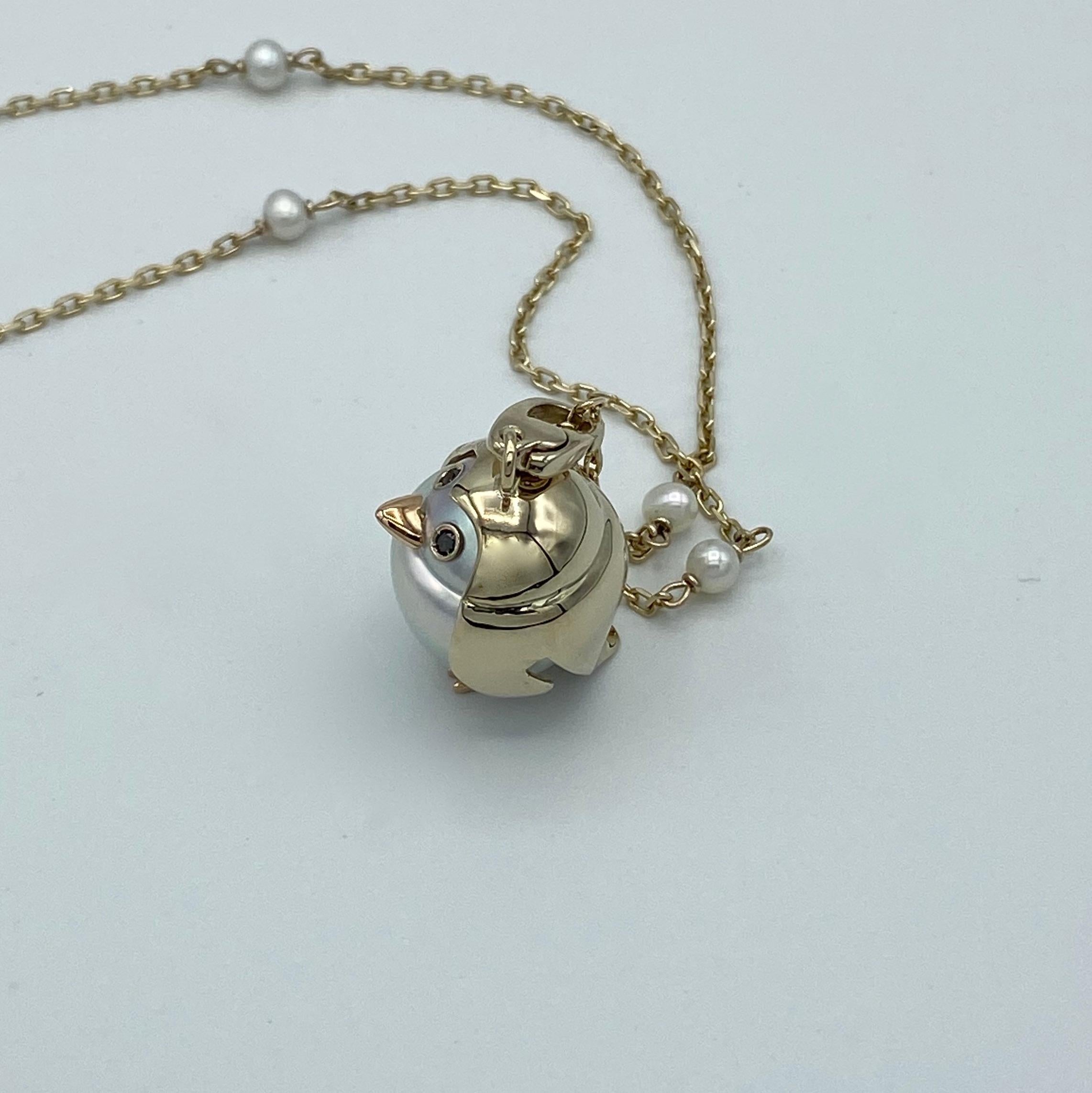 Round Cut White 18 Karat Gold Australian Pearl Penguin Pendant Charm and Necklace