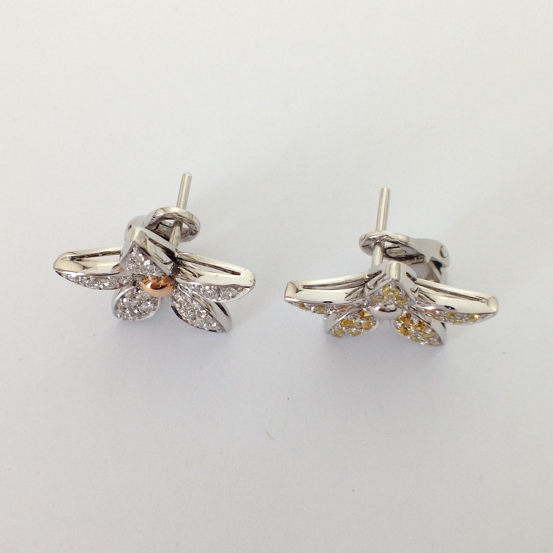 White Diamond Yellow Sapphire 18 Karat Gold Flower Stud Earrings Made in Italy In New Condition For Sale In Bussolengo, Verona