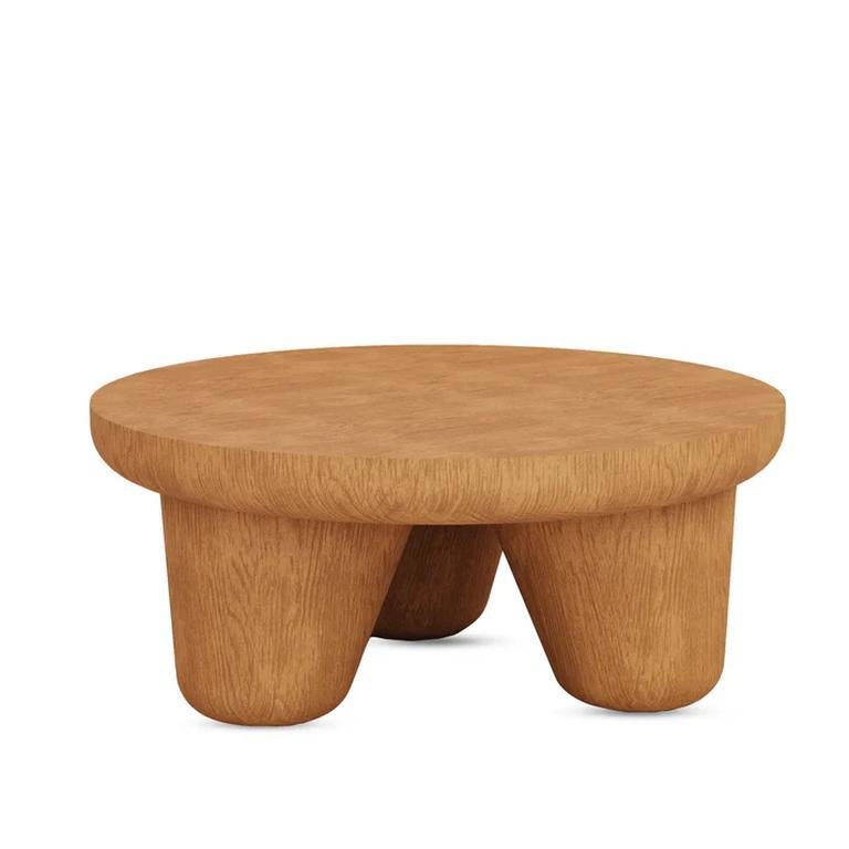 La Mesa de centro PEU de Essentia Home reimagina el lenguaje de los muebles de lujo en la India, logrando un equilibrio entre la forma arraigada y el minimalismo artístico. Escultural pero juguetona, la silueta redondeada de la mesa y sus patas