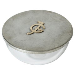 Vaso in peltro e vetro di Svenskt Tenn