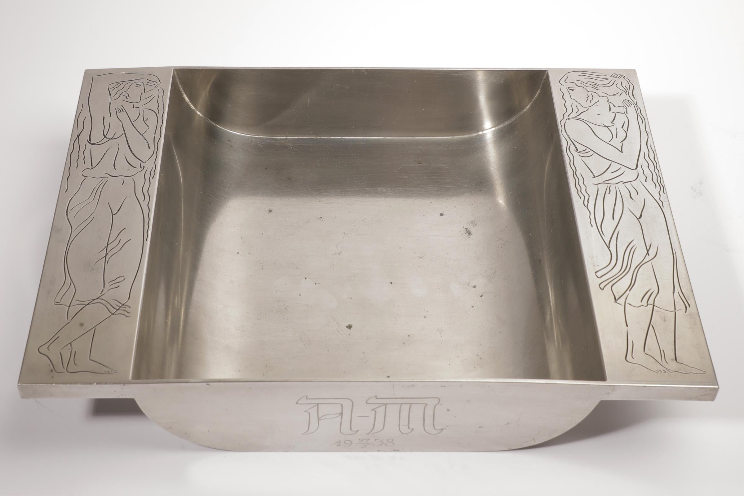 Bandeja Athena de peltre de Oscar Antonsson para Ystad Metall Art Decó en venta