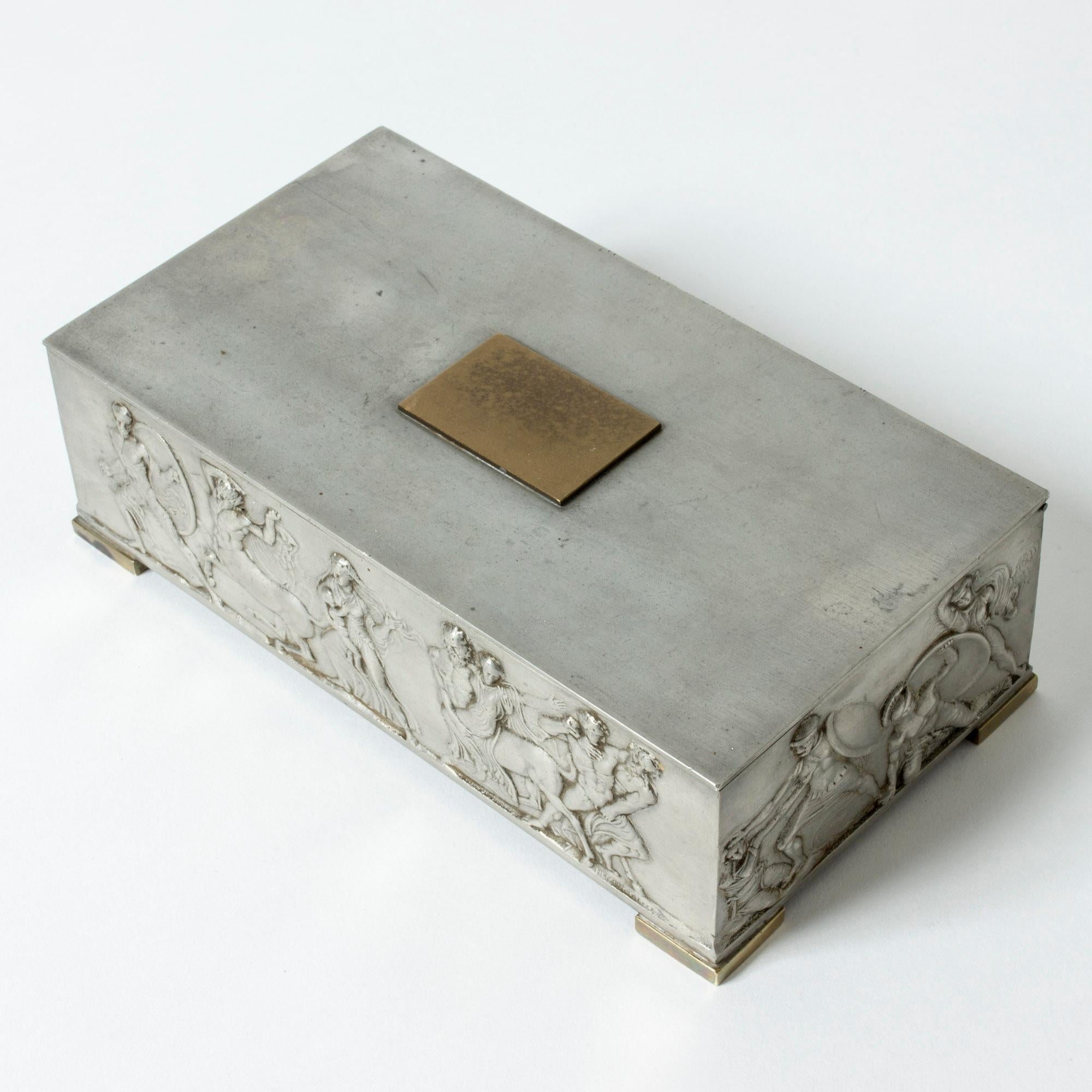 Temple of Apollo Pewter box from Herman Bergman, Sweden, 1939 In Good Condition For Sale In Stockholm, SE
