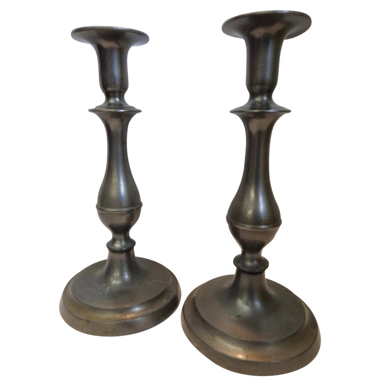 Pewter Candlesticks in the Colonial Style, Pair For Sale at 1stdibs