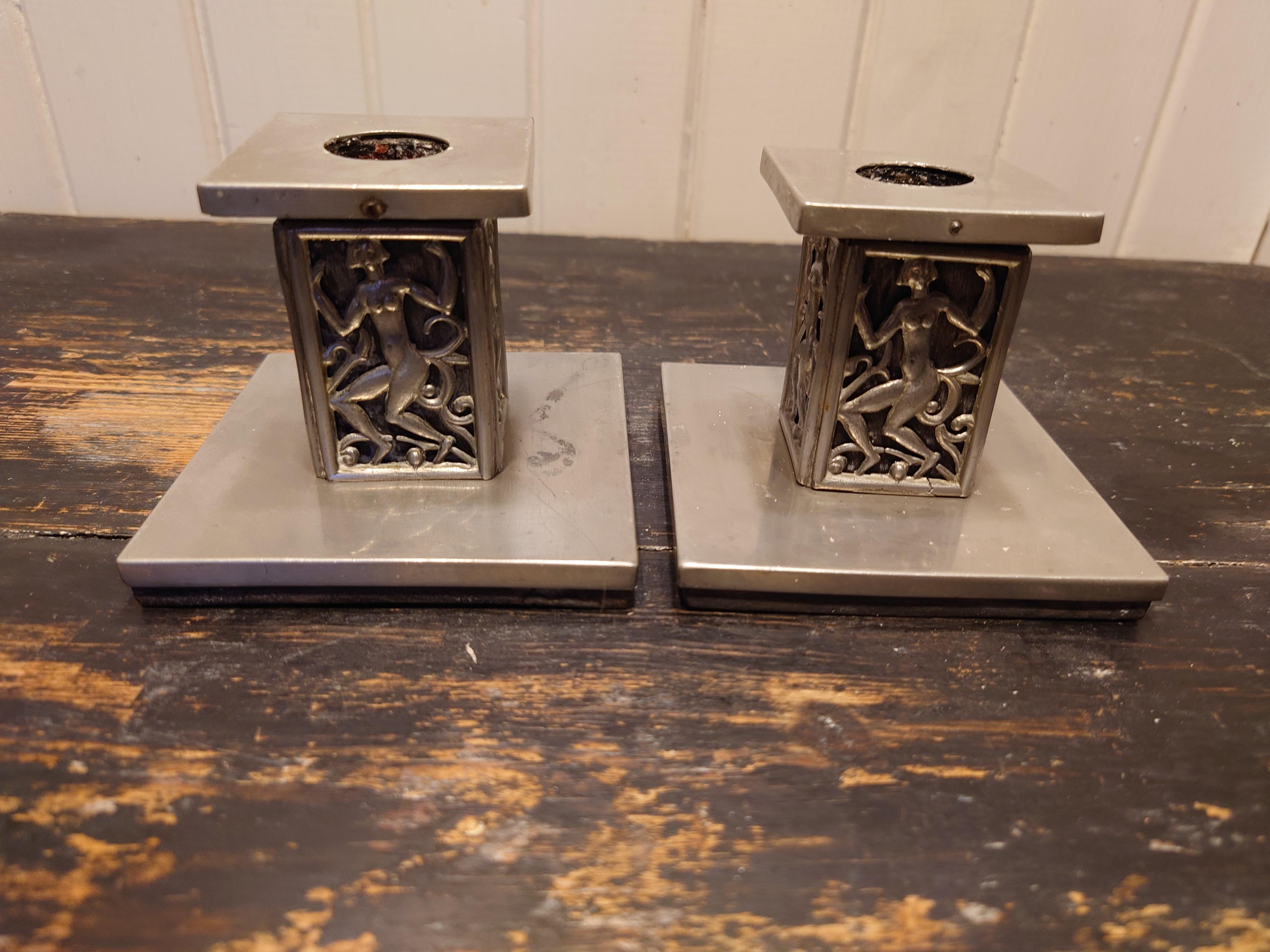 Pewter candlesticks made by David Wretling. Art deco 30s  For Sale 8