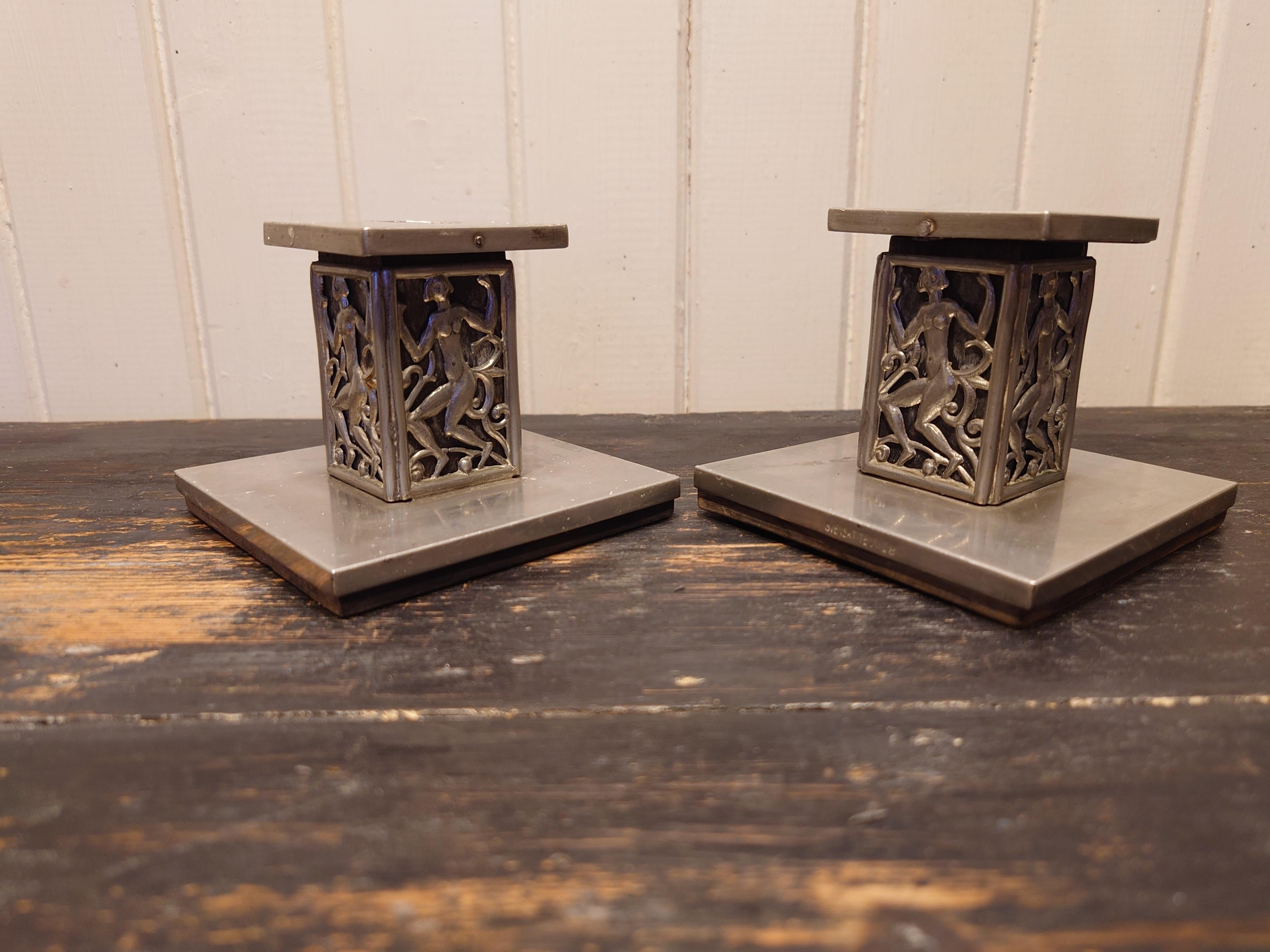 Molded Pewter candlesticks made by David Wretling. Art deco 30s  For Sale