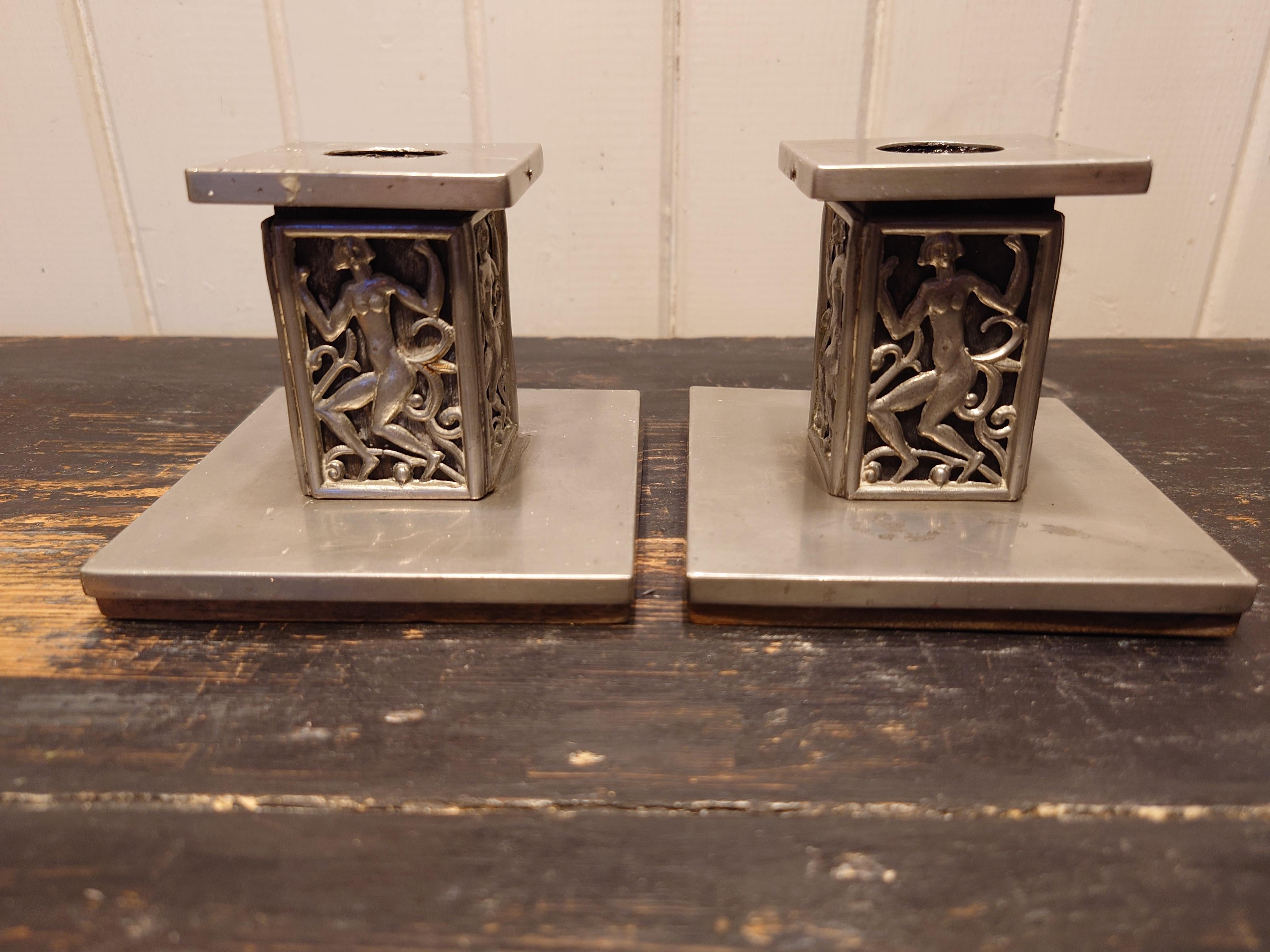 Pewter candlesticks made by David Wretling. Art deco 30s  In Good Condition For Sale In Boden, SE