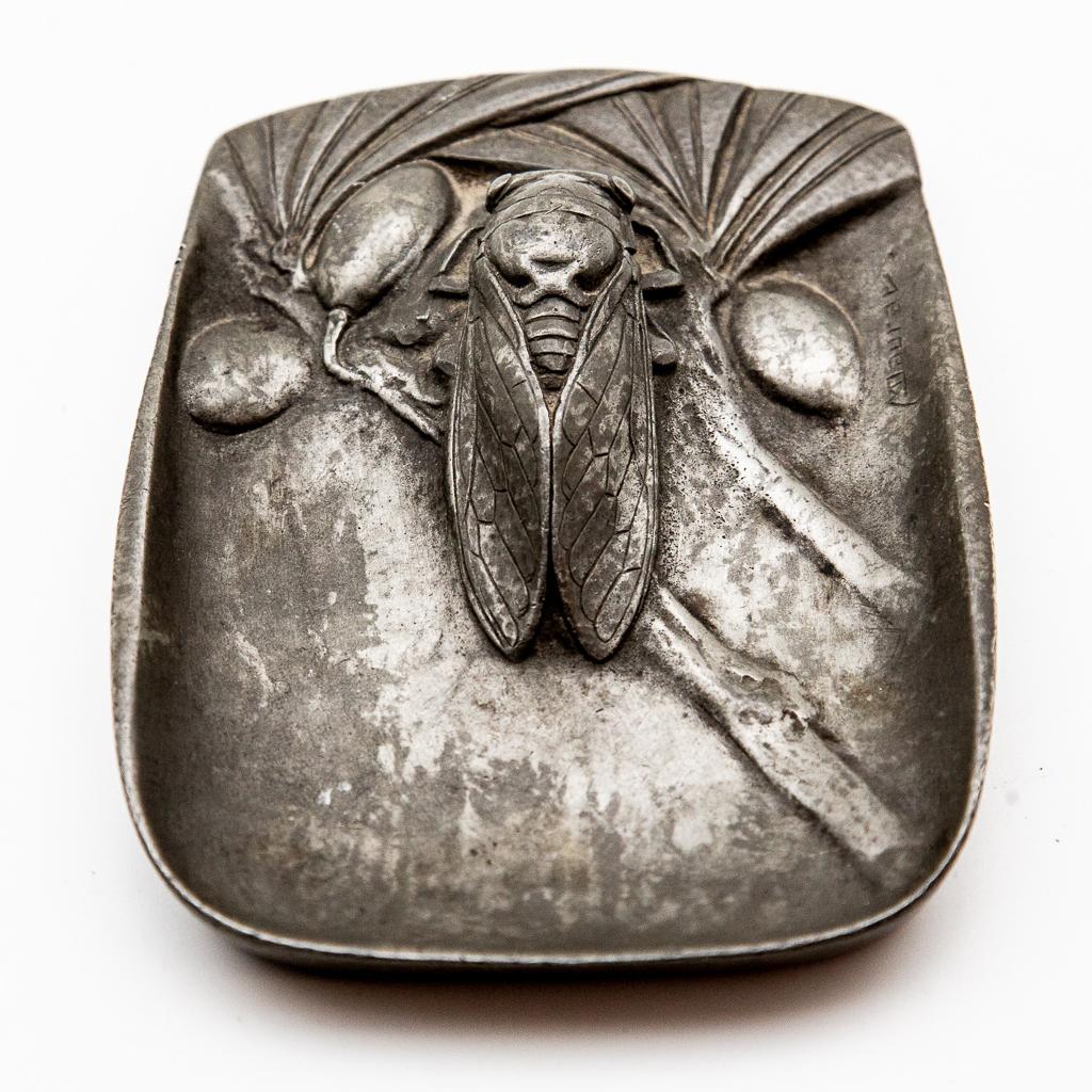 Pewter Cicada Vide Poche. Early 20th century. Art Nouveau vide poche, by Maurice Daurat (French).