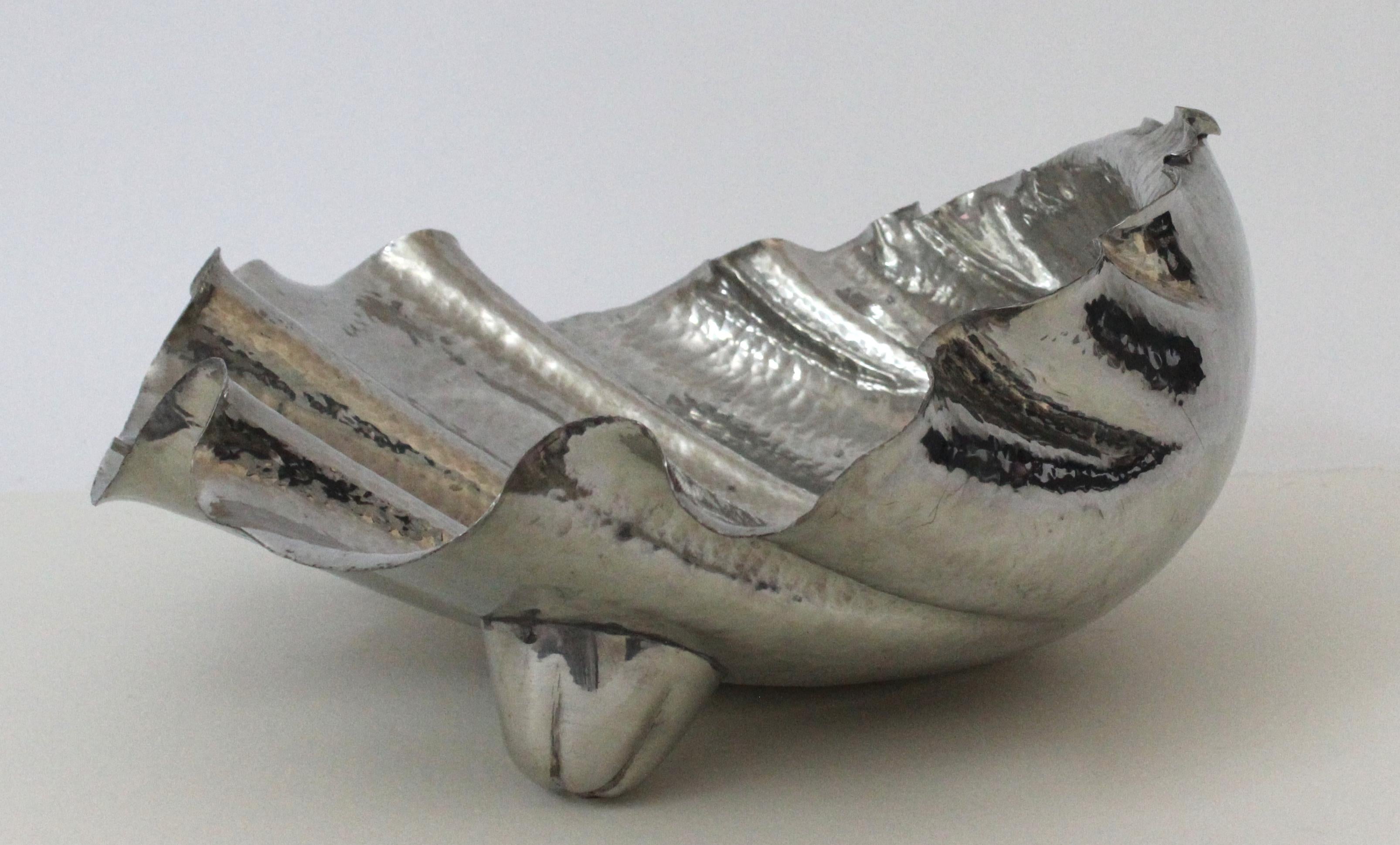 Pewter Clamshell Dish by Lavorazione In Good Condition In West Palm Beach, FL
