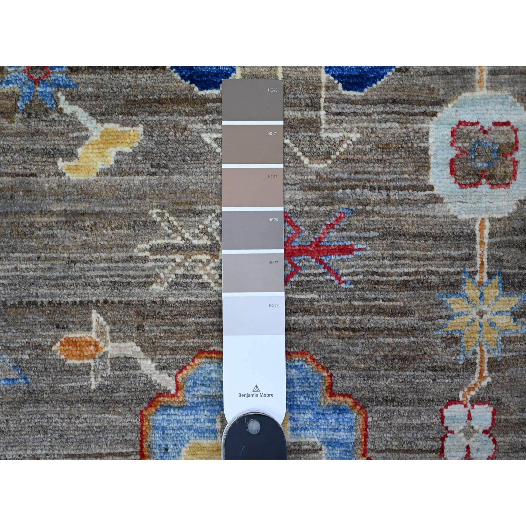 XXIe siècle et contemporain Tapis oriental Karajeh à motif géométrique noué à la main gris étain 10'2