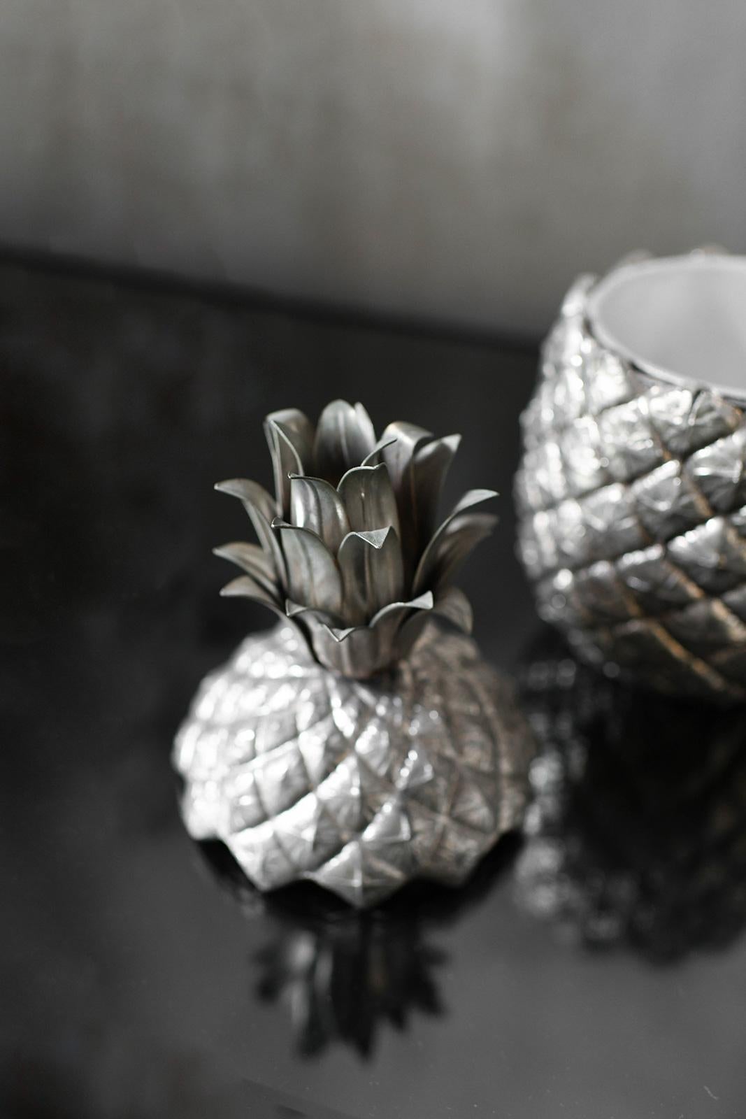Cubitera de Peltre-Piña Por Mauro Manetti Para Fonderia D'arte Firenze, Años 60 mediados del siglo XX en venta