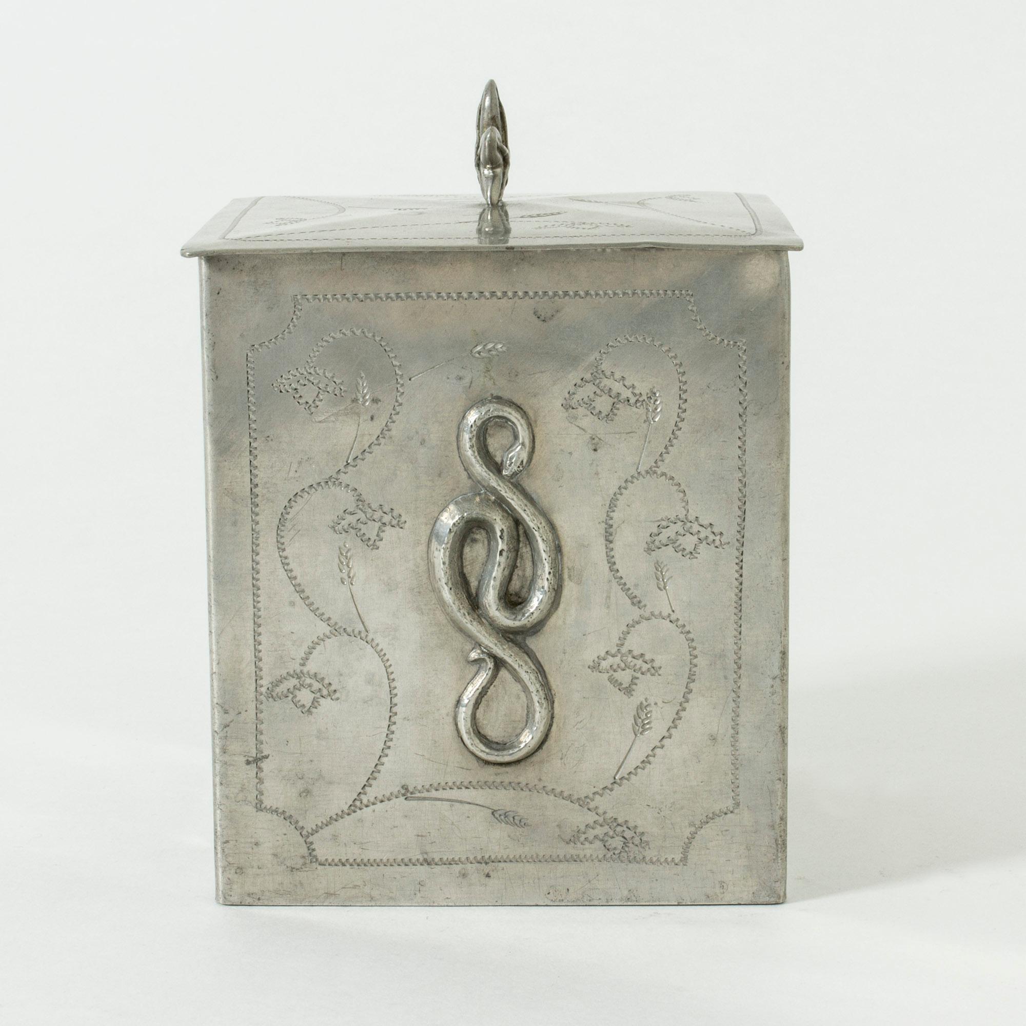 Scandinavo moderno Vaso in peltro di Harald Linder, Svezia, 1927 in vendita
