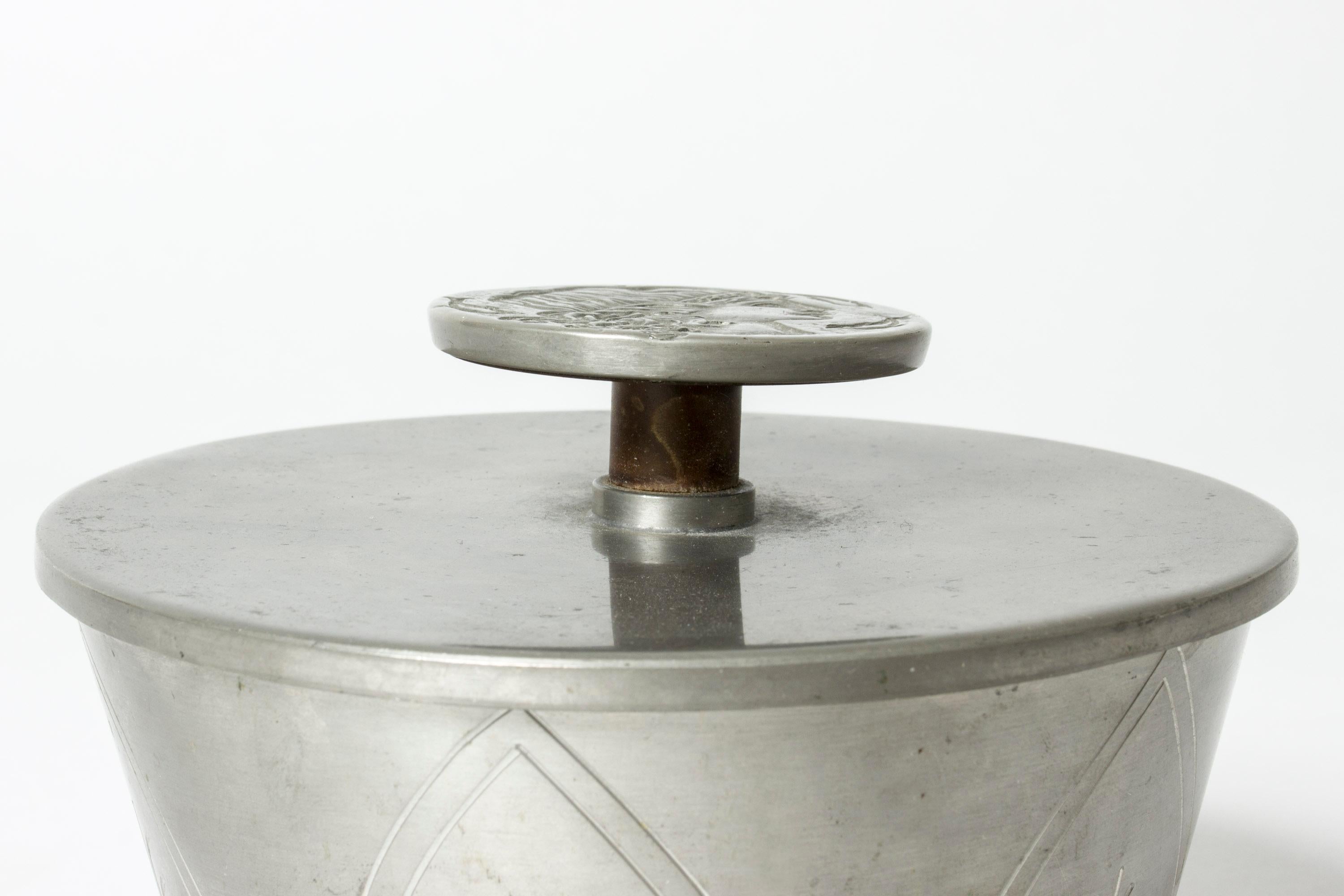 Pewter Jar from Oscar Antonsson, Sweden, 1938 In Good Condition For Sale In Stockholm, SE