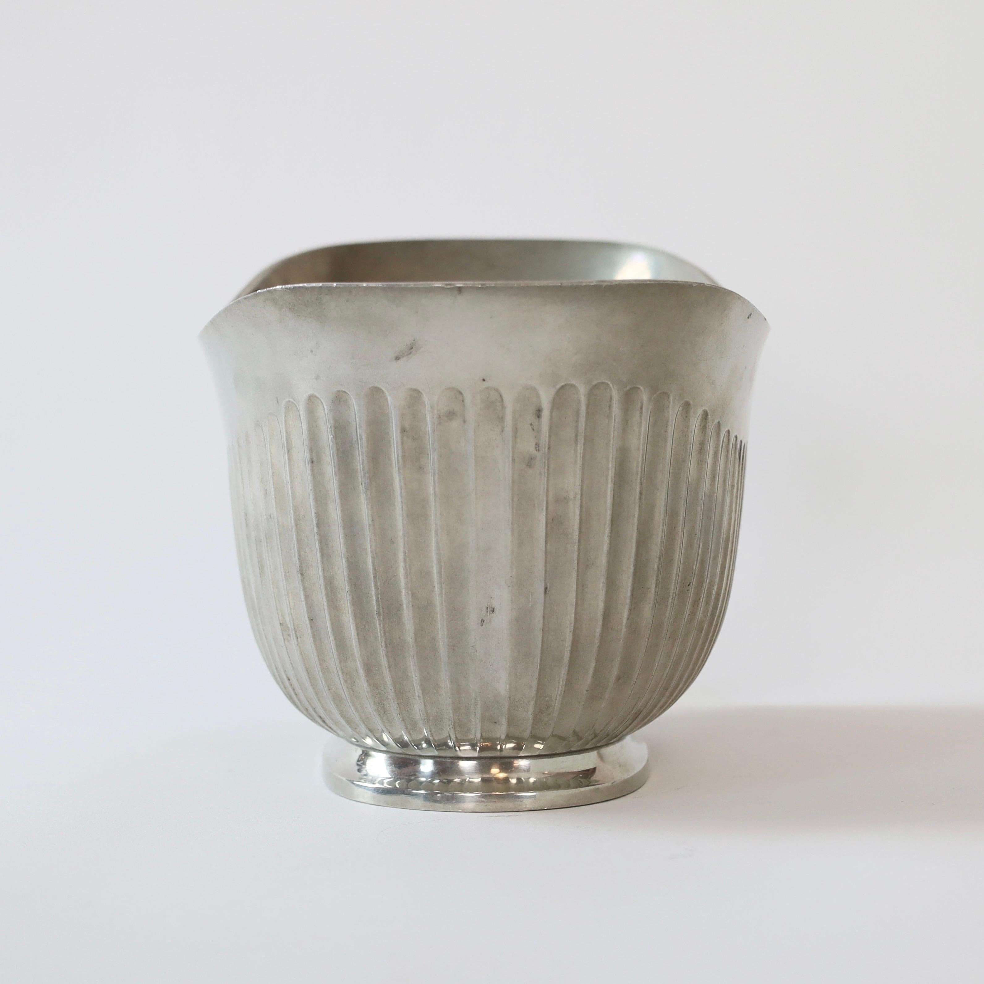 Jardinière en étain par Ellen Schlanbusch pour Just Andersen, années 1950, Danemark en vente 2