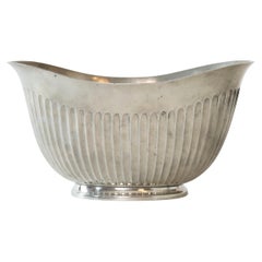 Jardinière in peltro di Ellen Schlanbusch per Just Andersen, 1950, Danimarca