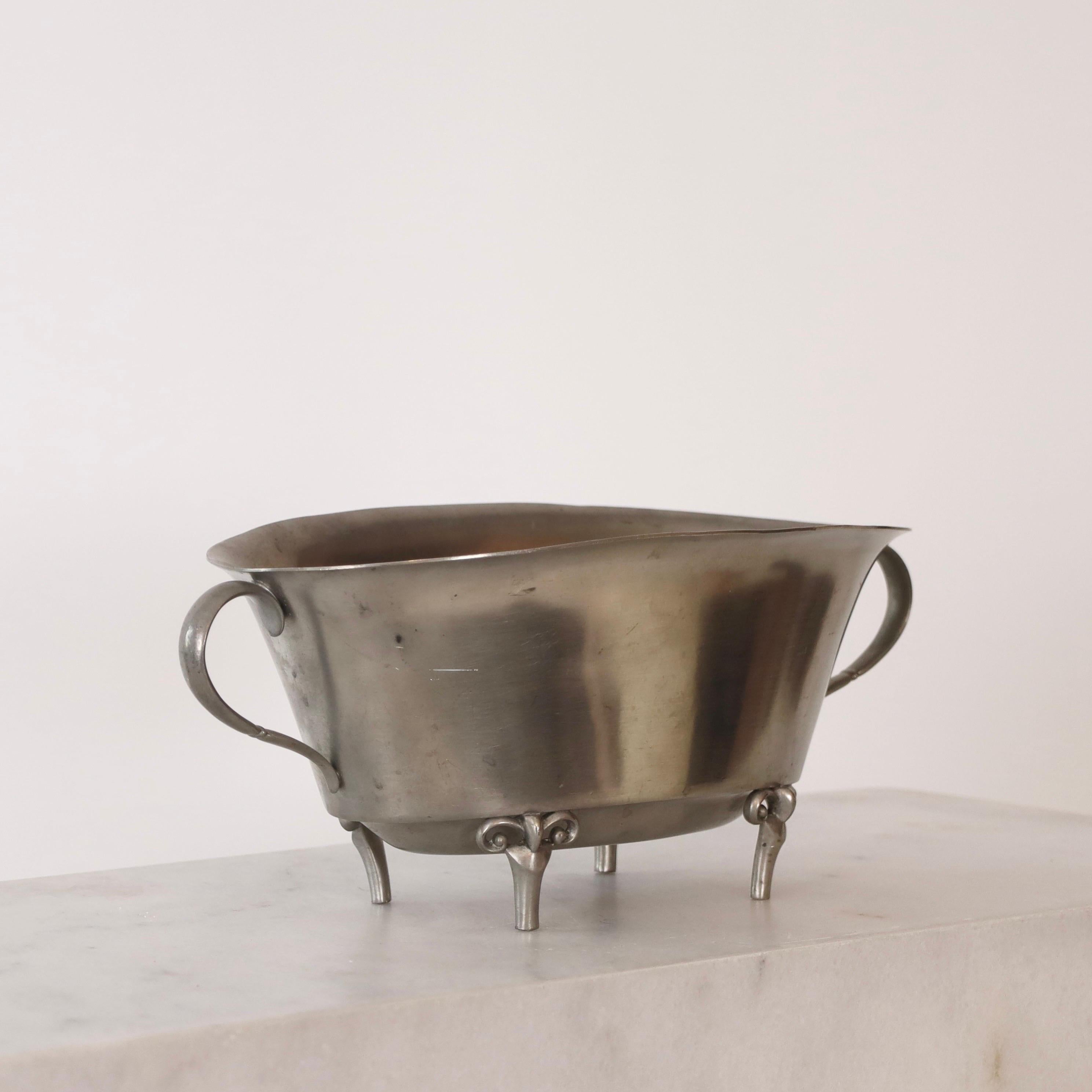 Danois Jardinière en étain par Just Andersen, années 1920, Danemark en vente